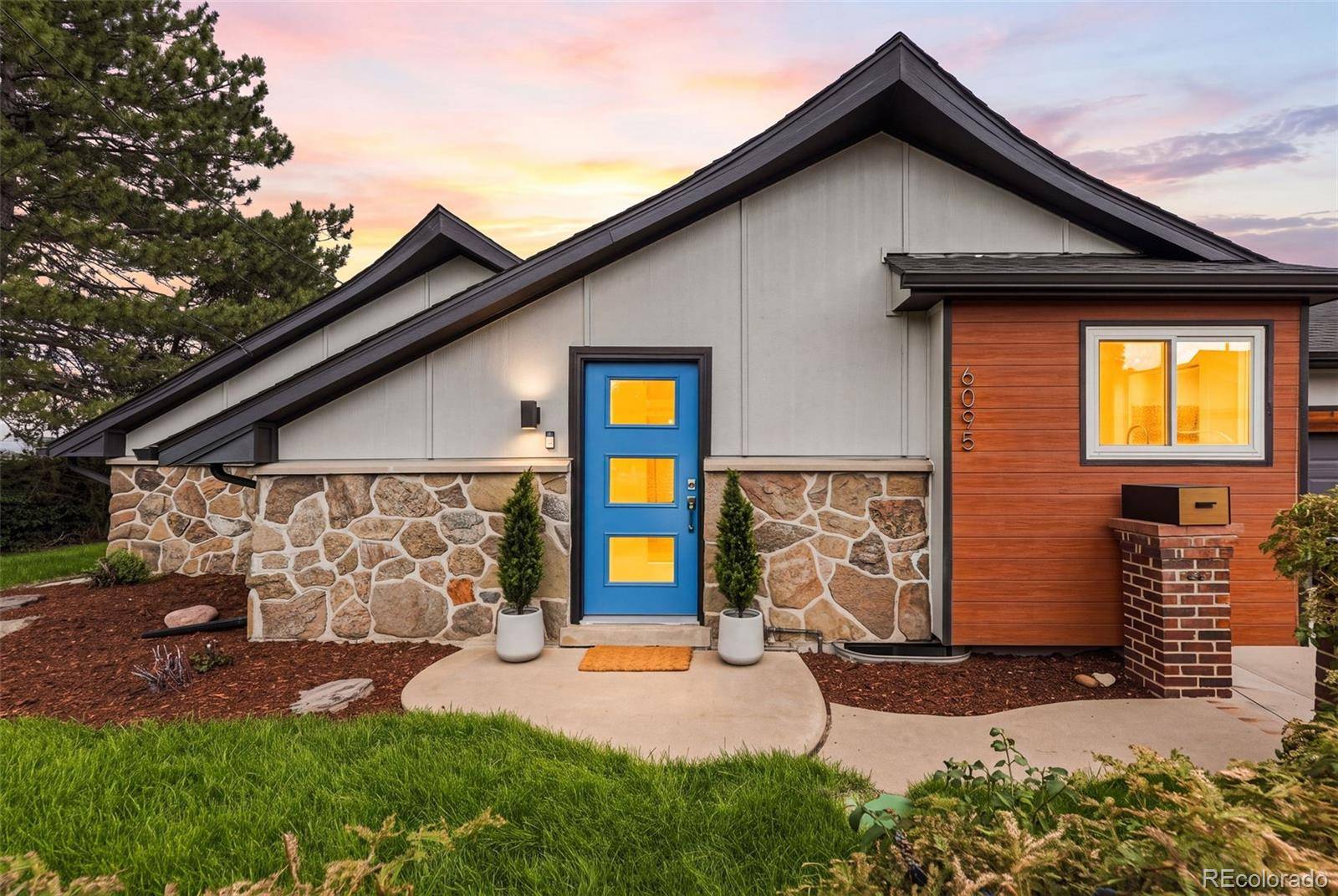 6095 W 49th PL, Wheat Ridge, CO 80033