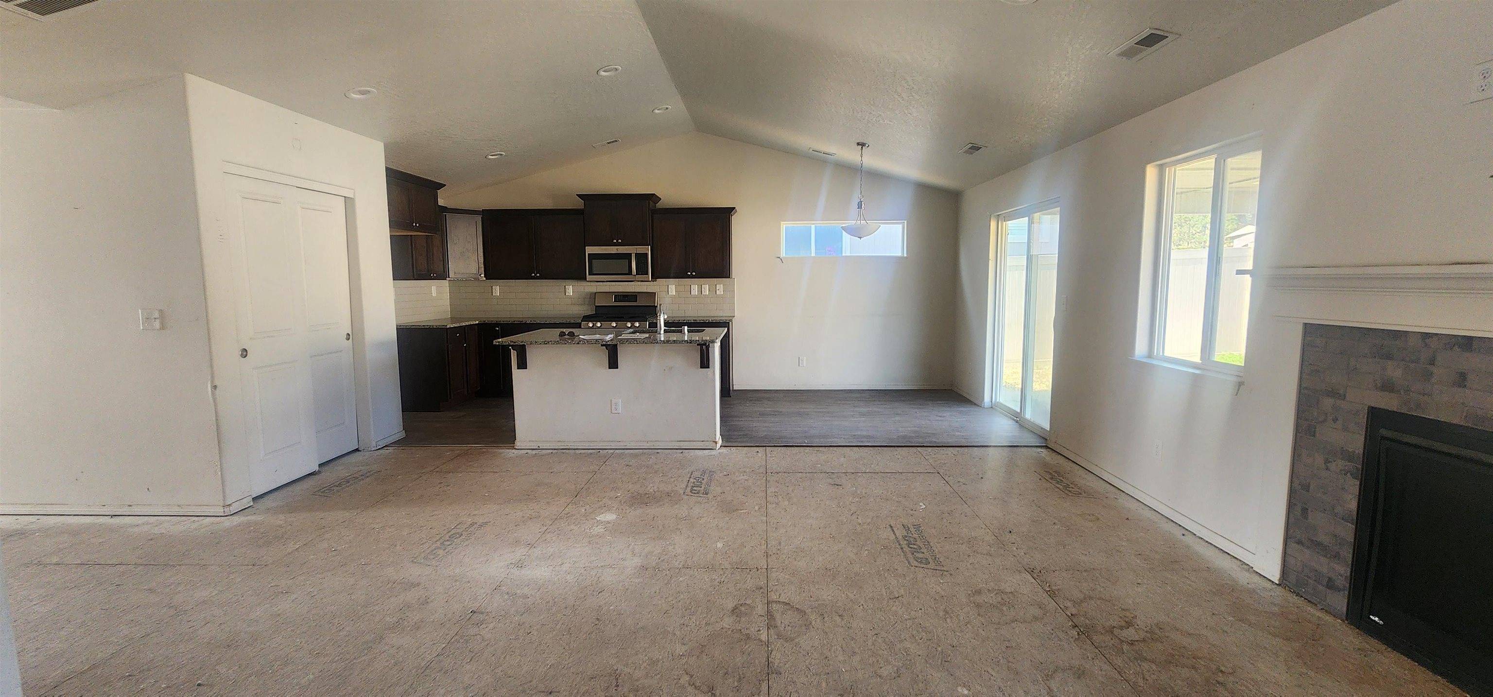 14517 E CAPRIO Ave, Spokane Valley, WA 99216