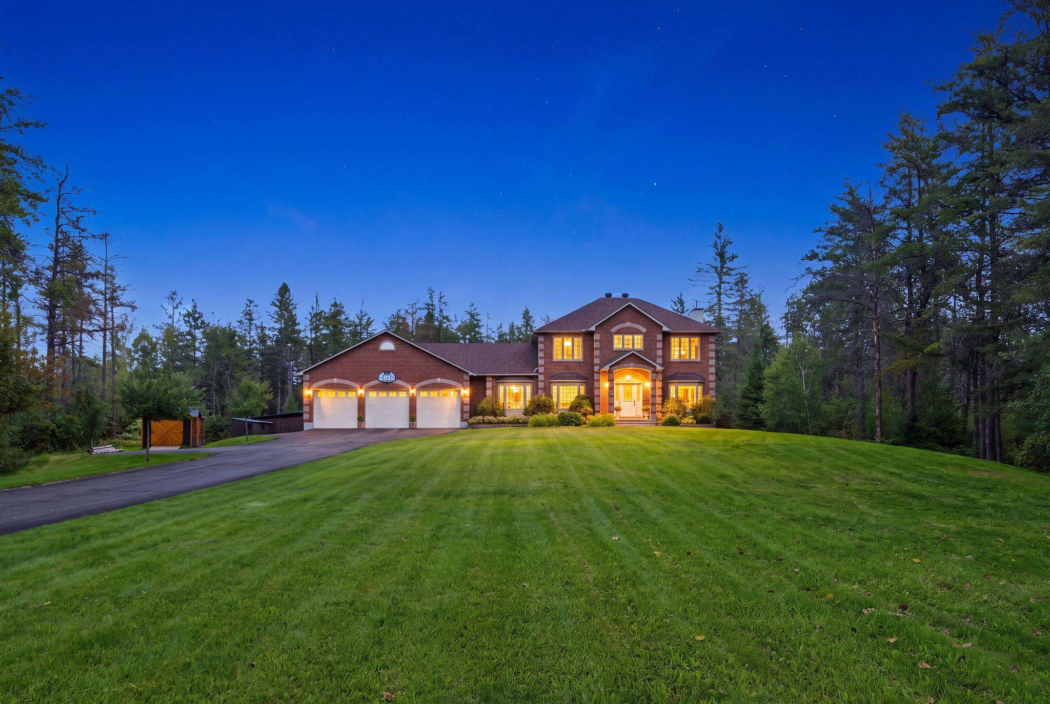 177 Grey Fox DR, Carp - Huntley Ward, ON K0A 1L0