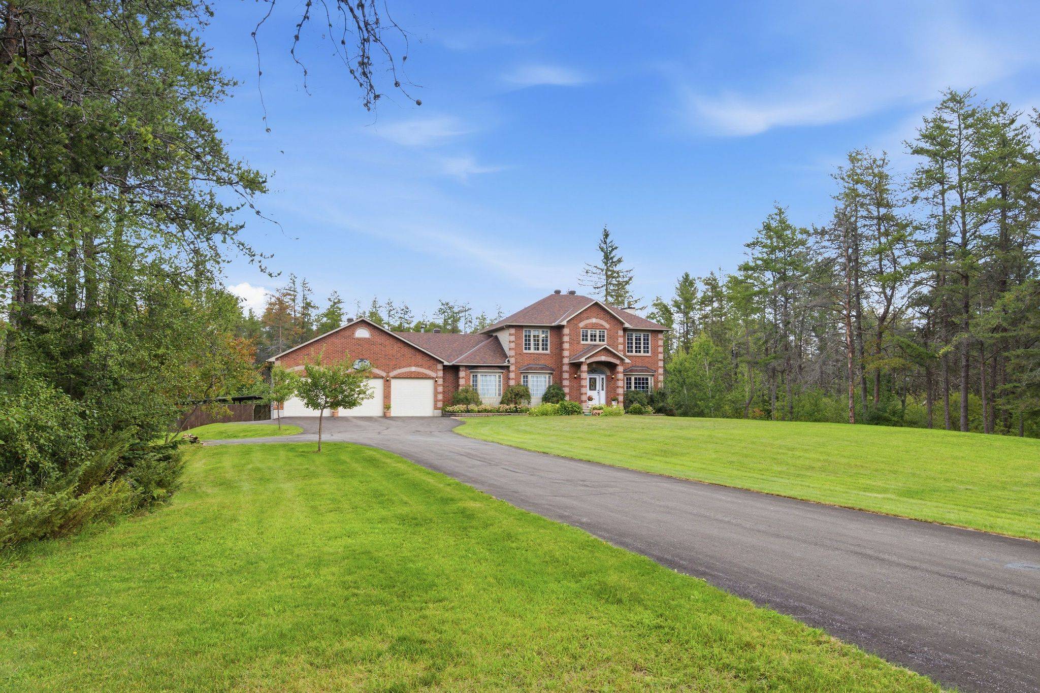 177 Grey Fox DR, Carp - Huntley Ward, ON K0A 1L0