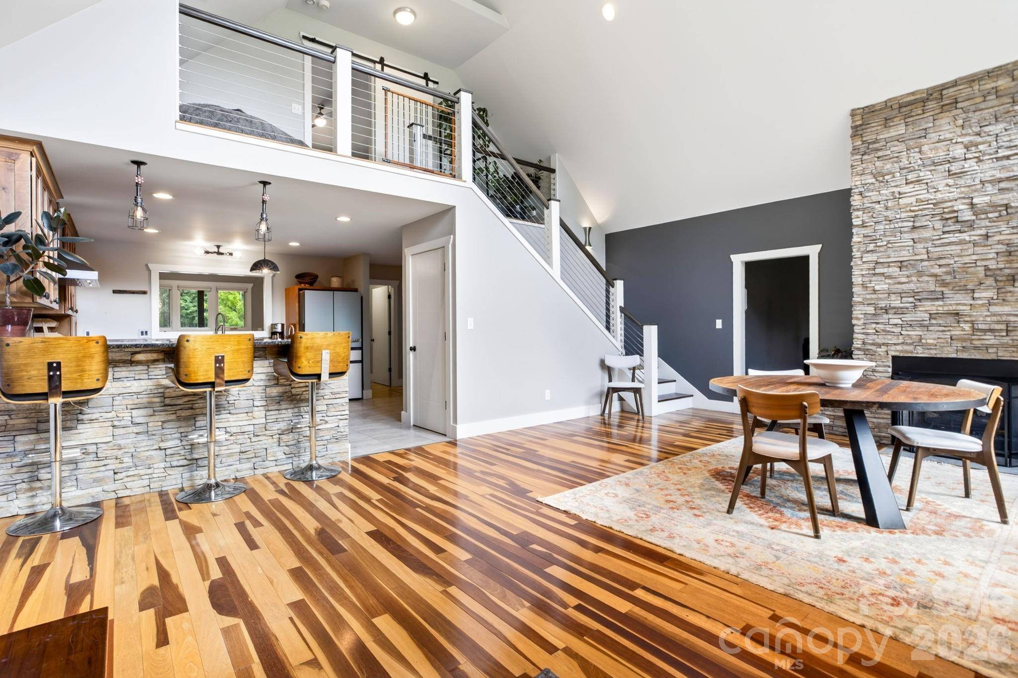 73 Hudson HOLW, Horse Shoe, NC 28742