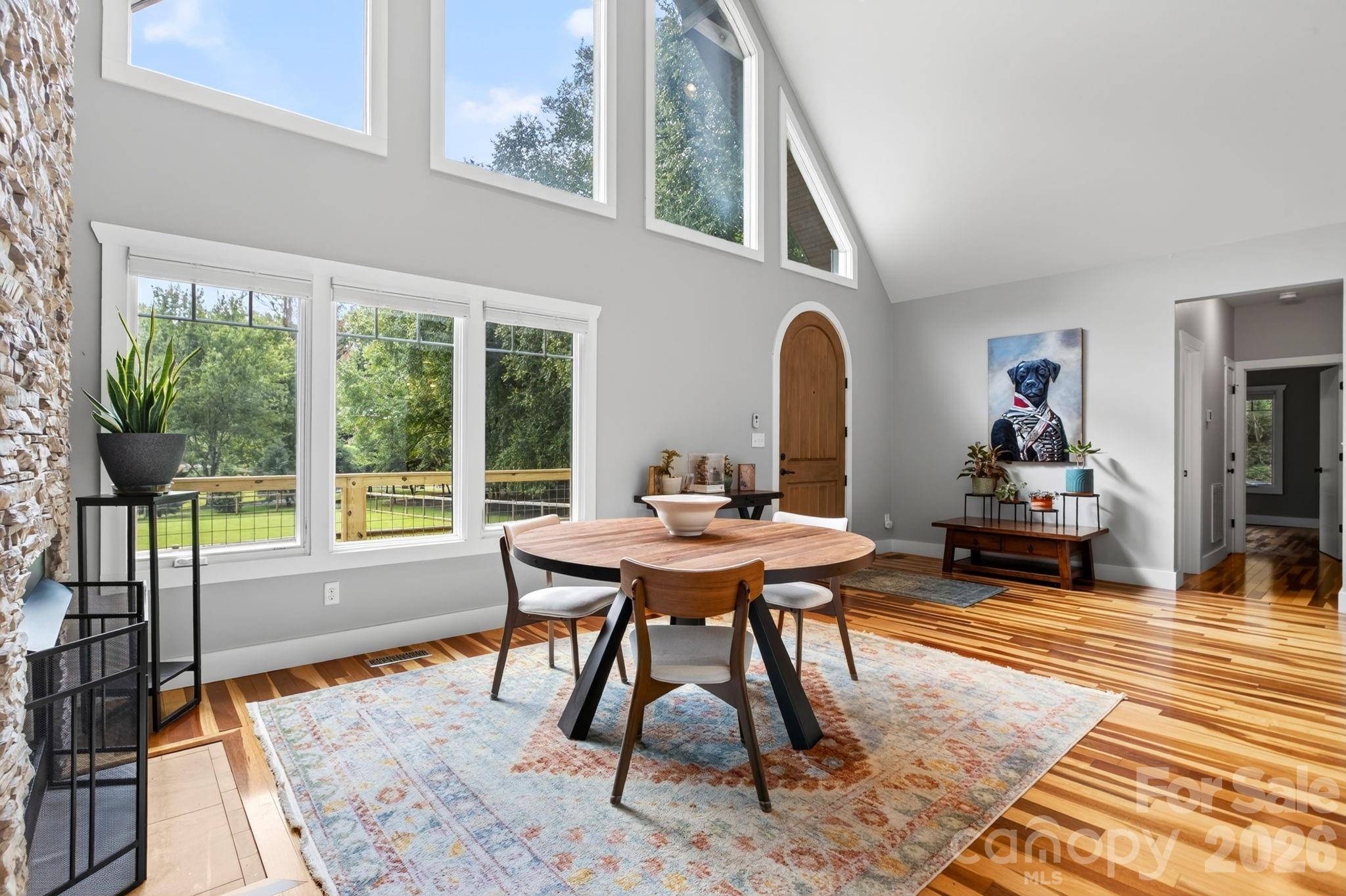 73 Hudson HOLW, Horse Shoe, NC 28742