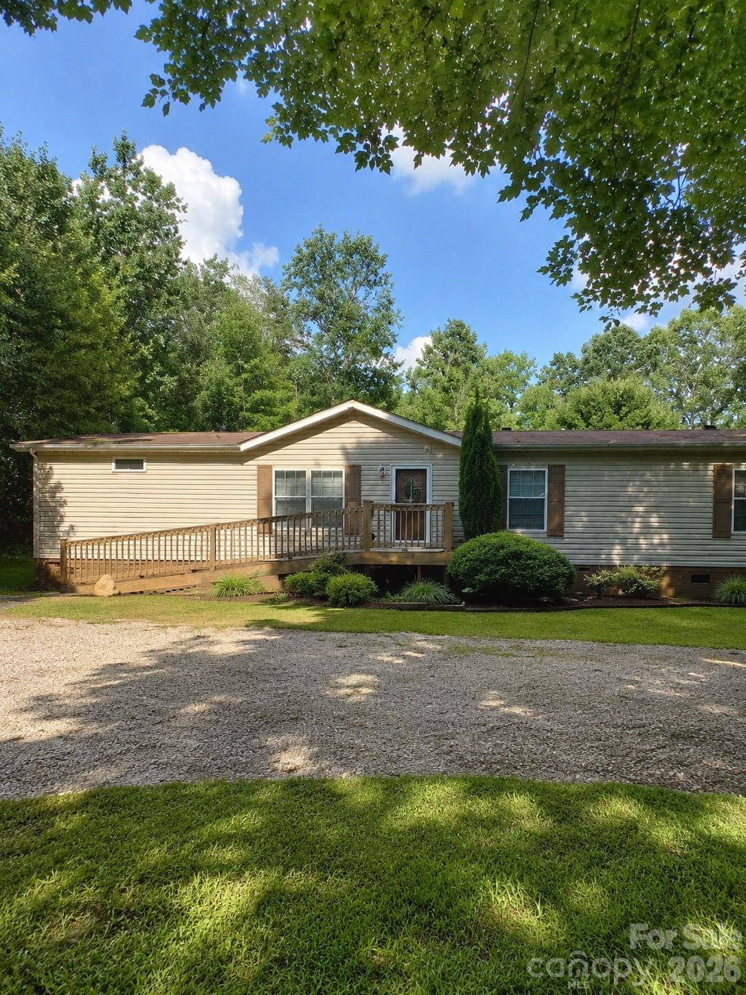 6162 Sherwood LN, Denver, NC 28037