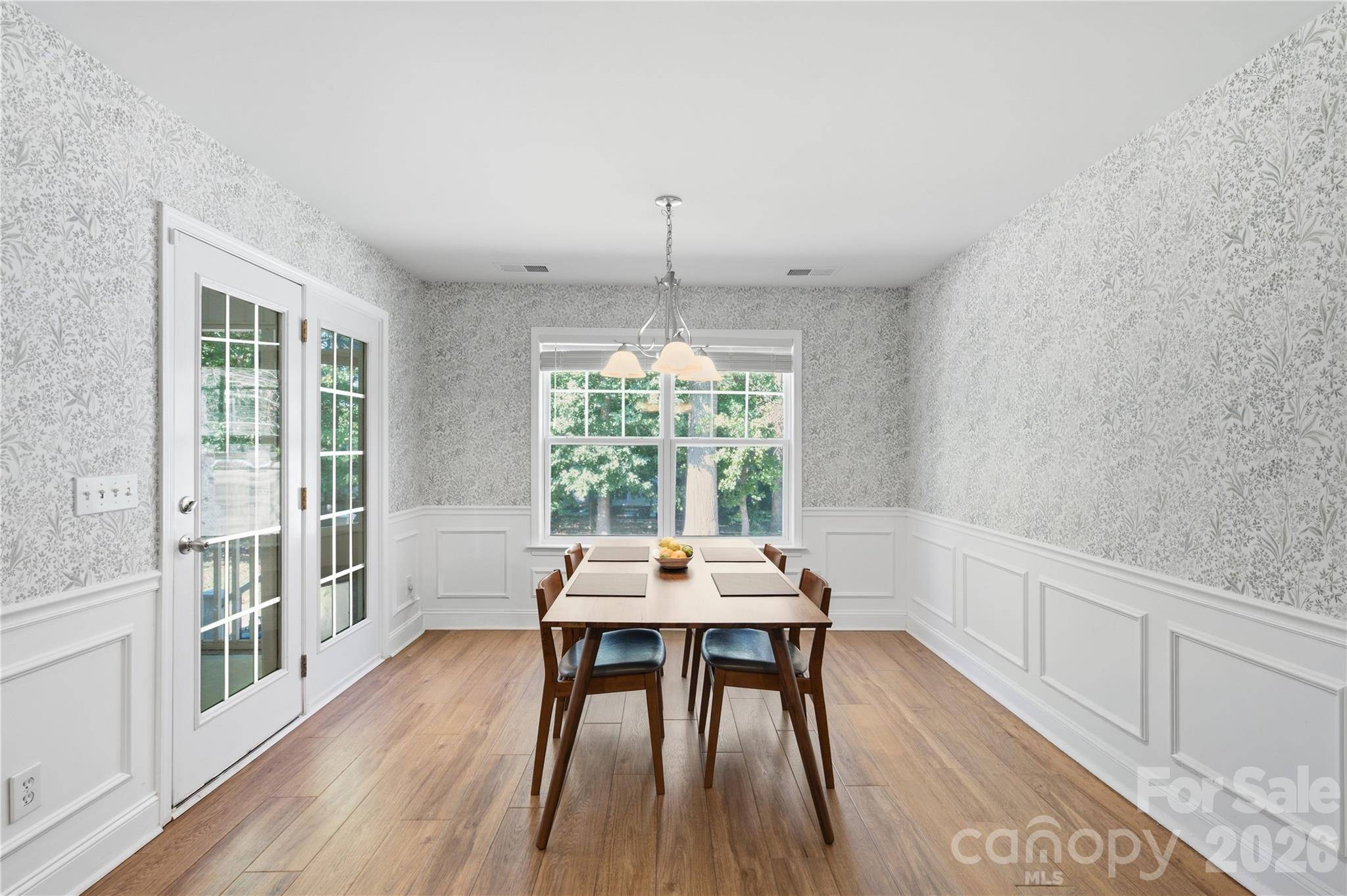 9533 Brighthaven LN, Charlotte, NC 28214