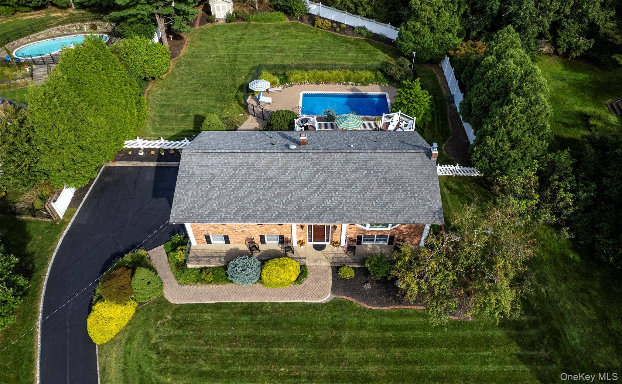 619 Russet RD, Valley Cottage, NY 10989