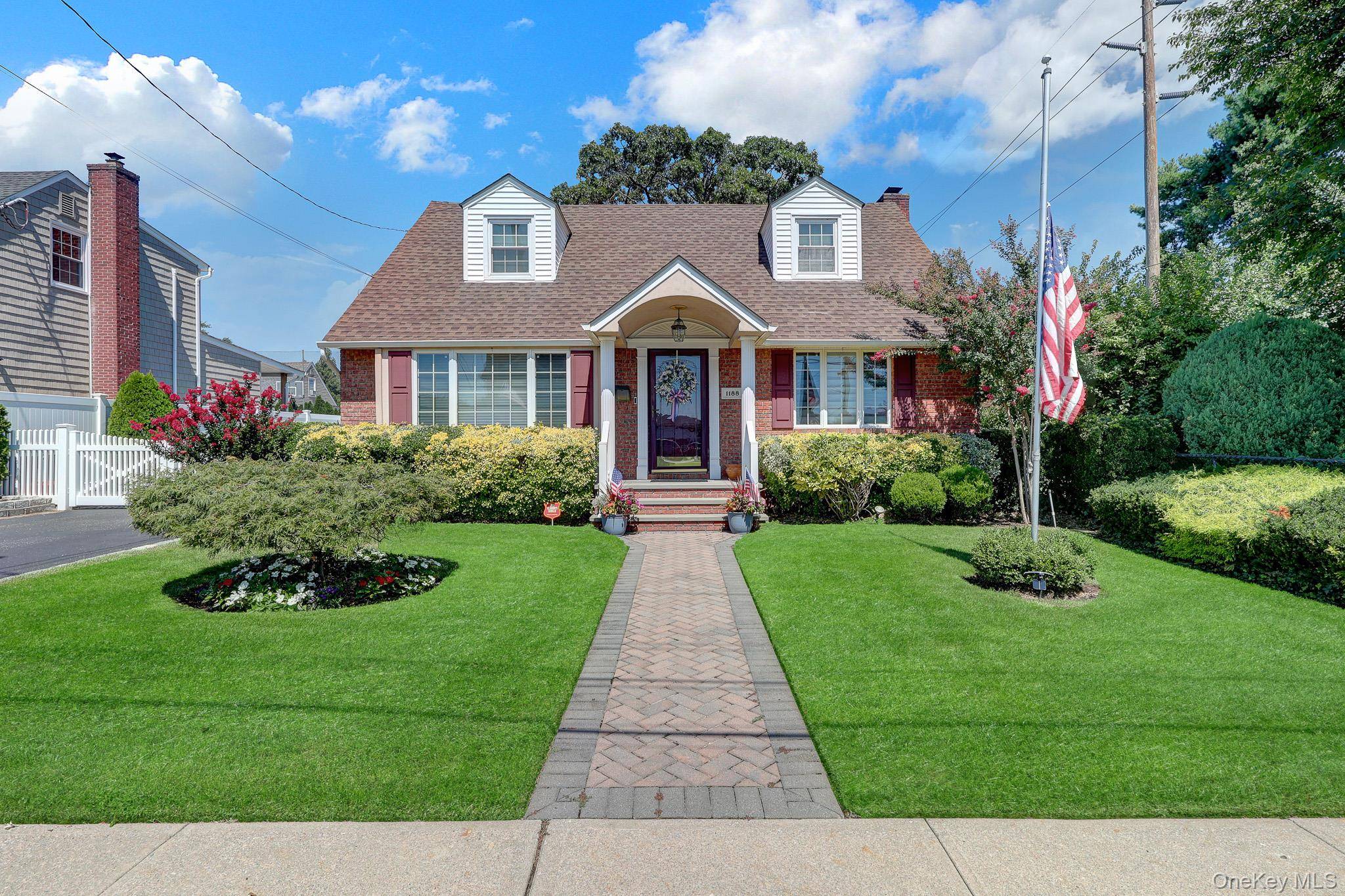 1188 New York AVE, Franklin Square, NY 11010