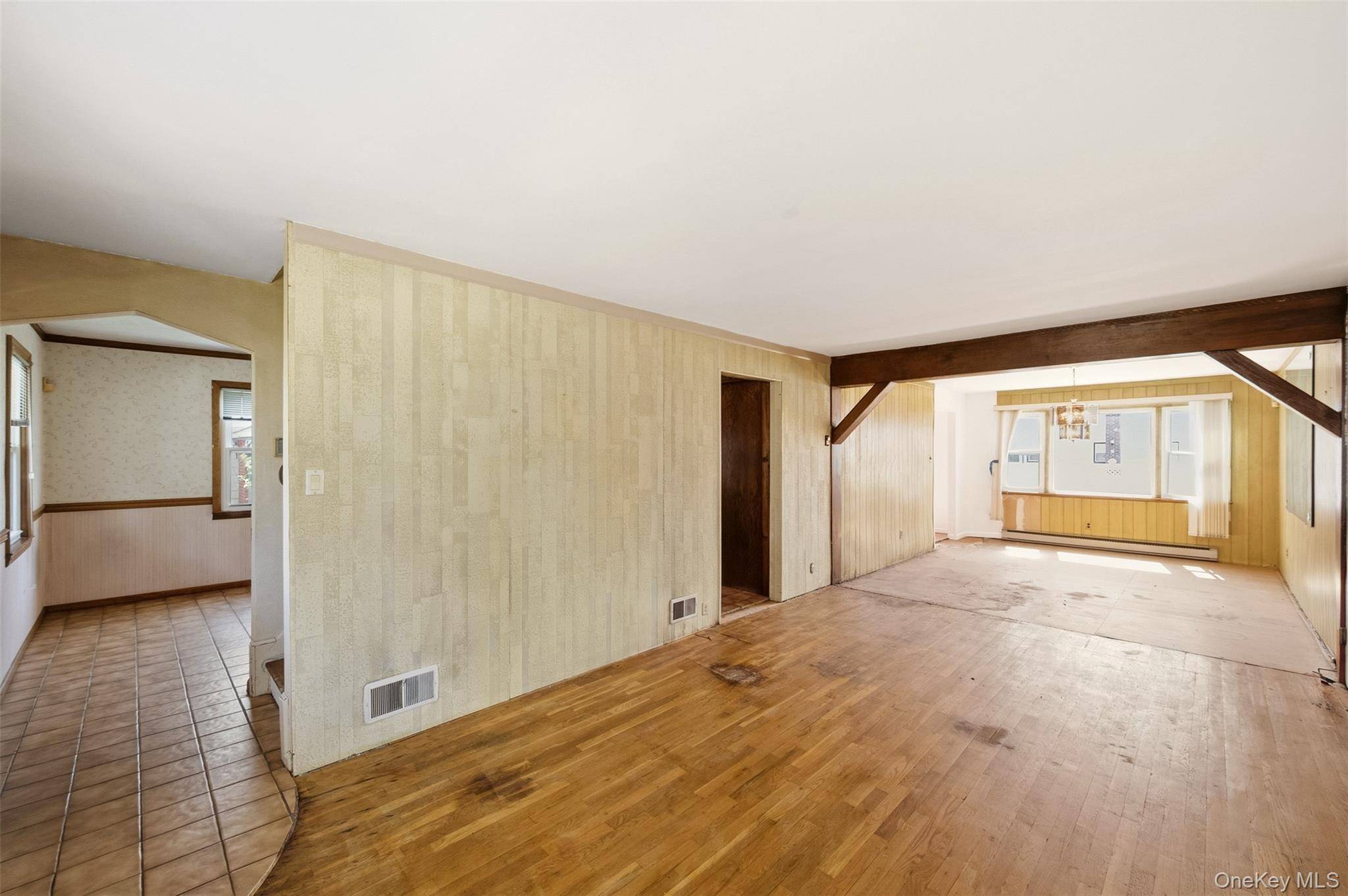 2226 3rd ST, East Meadow, NY 11554