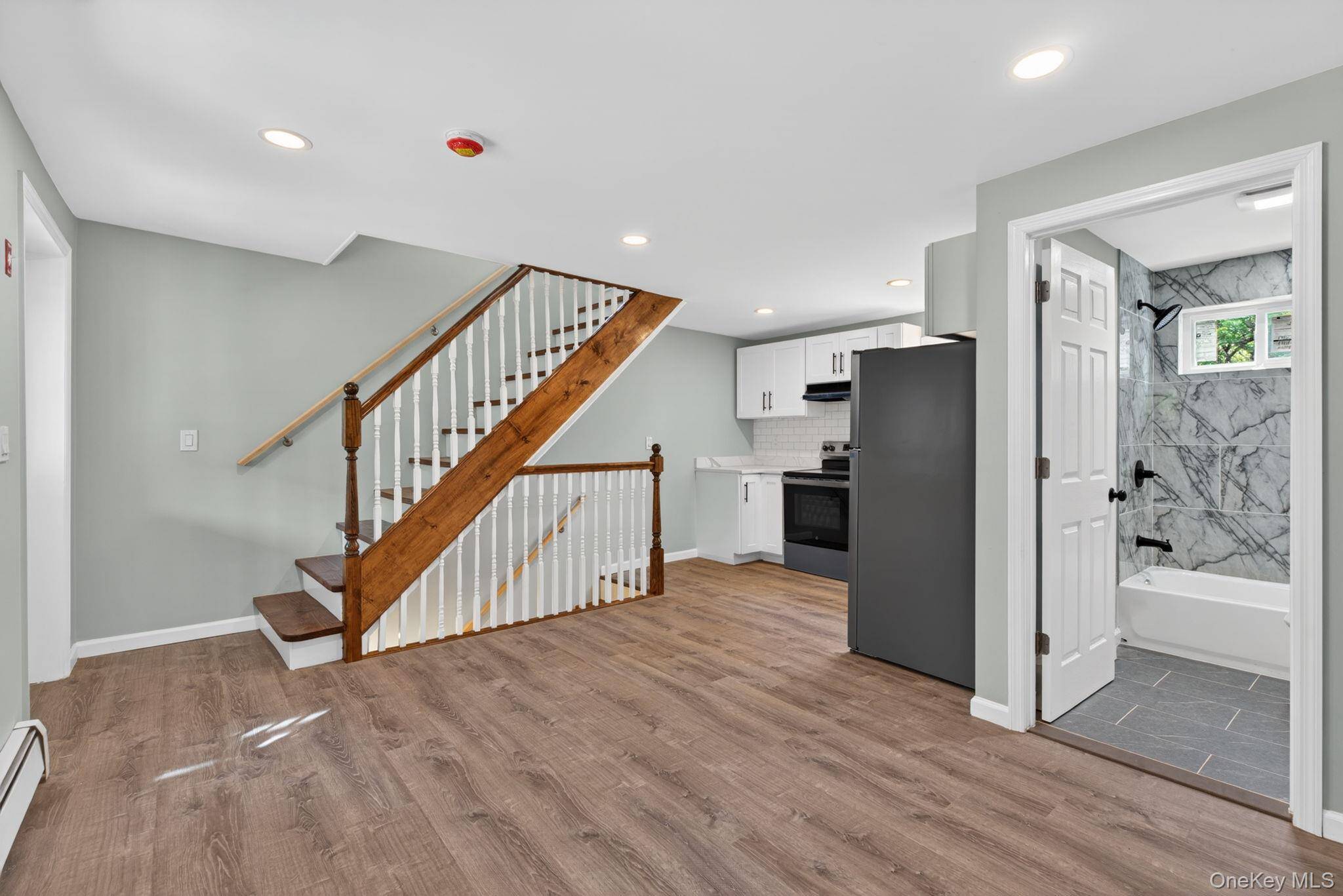 152 N Clinton ST, Poughkeepsie, NY 12601