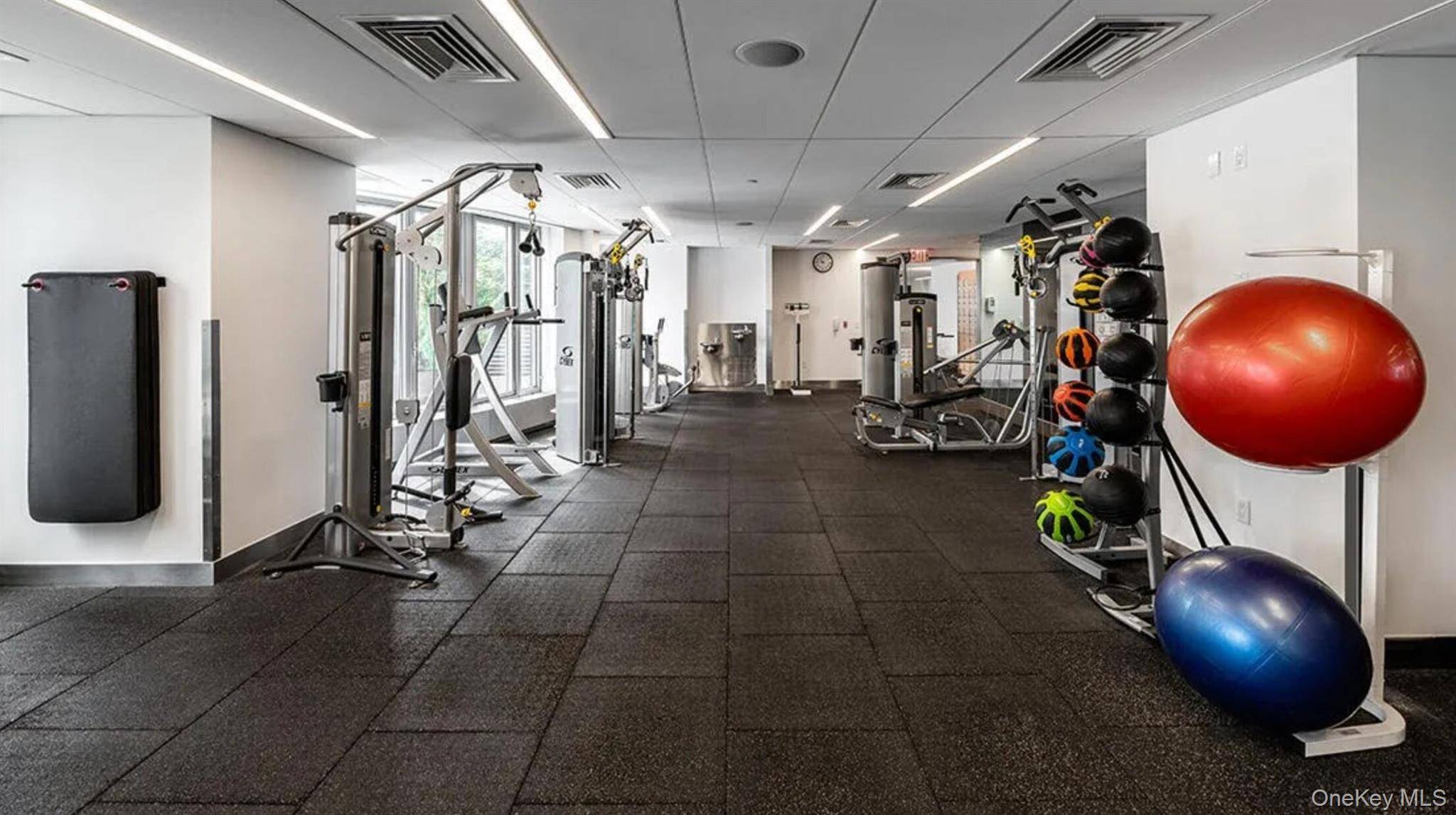 4545 Center BLVD #3714, Long Island City, NY 11109