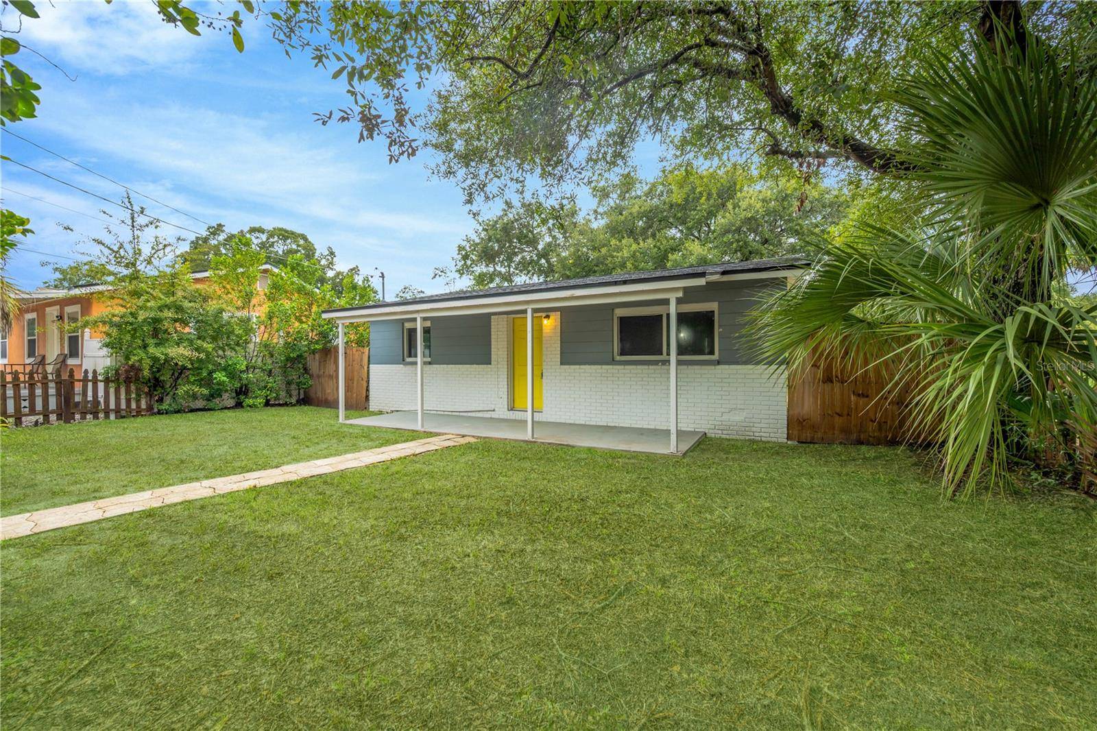 2626 E CHELSEA ST, Tampa, FL 33610
