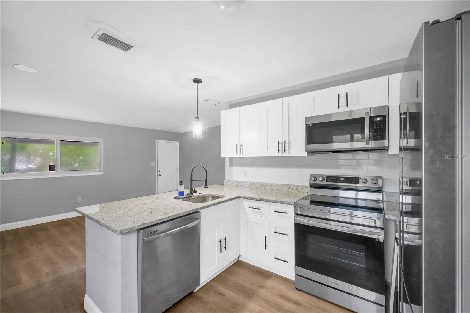 2626 E CHELSEA ST, Tampa, FL 33610