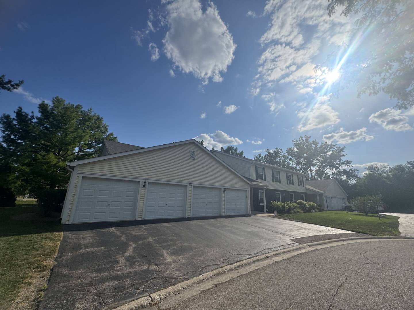 623 Mallard CT #A1, Bartlett, IL 60103