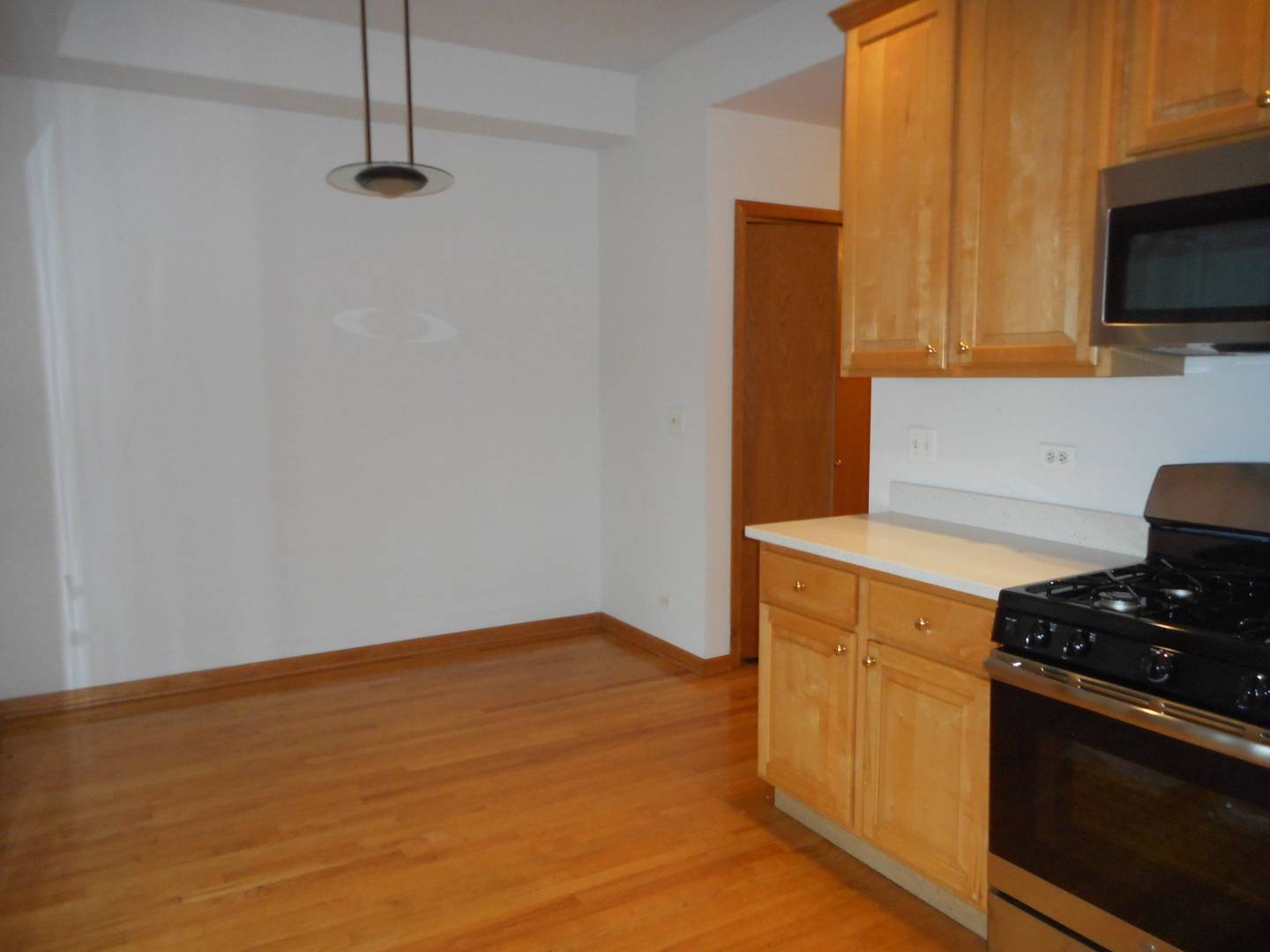 1940 W Diversey Pkwy #3W, Chicago, IL 60657