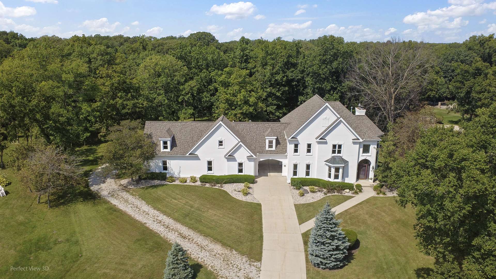2027 Oak Forest DR, Morris, IL 60450
