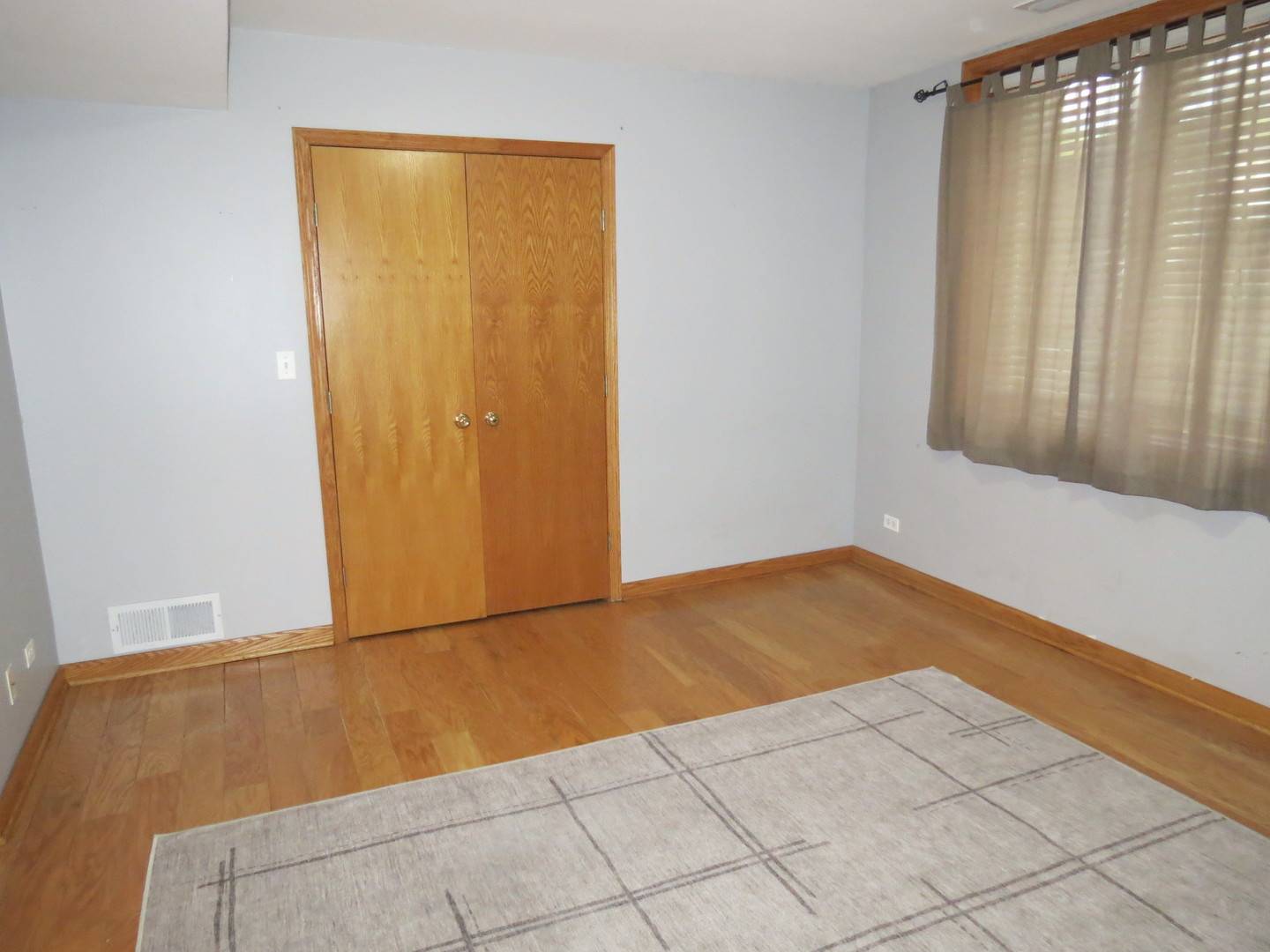 308 State ST #1, Lemont, IL 60439