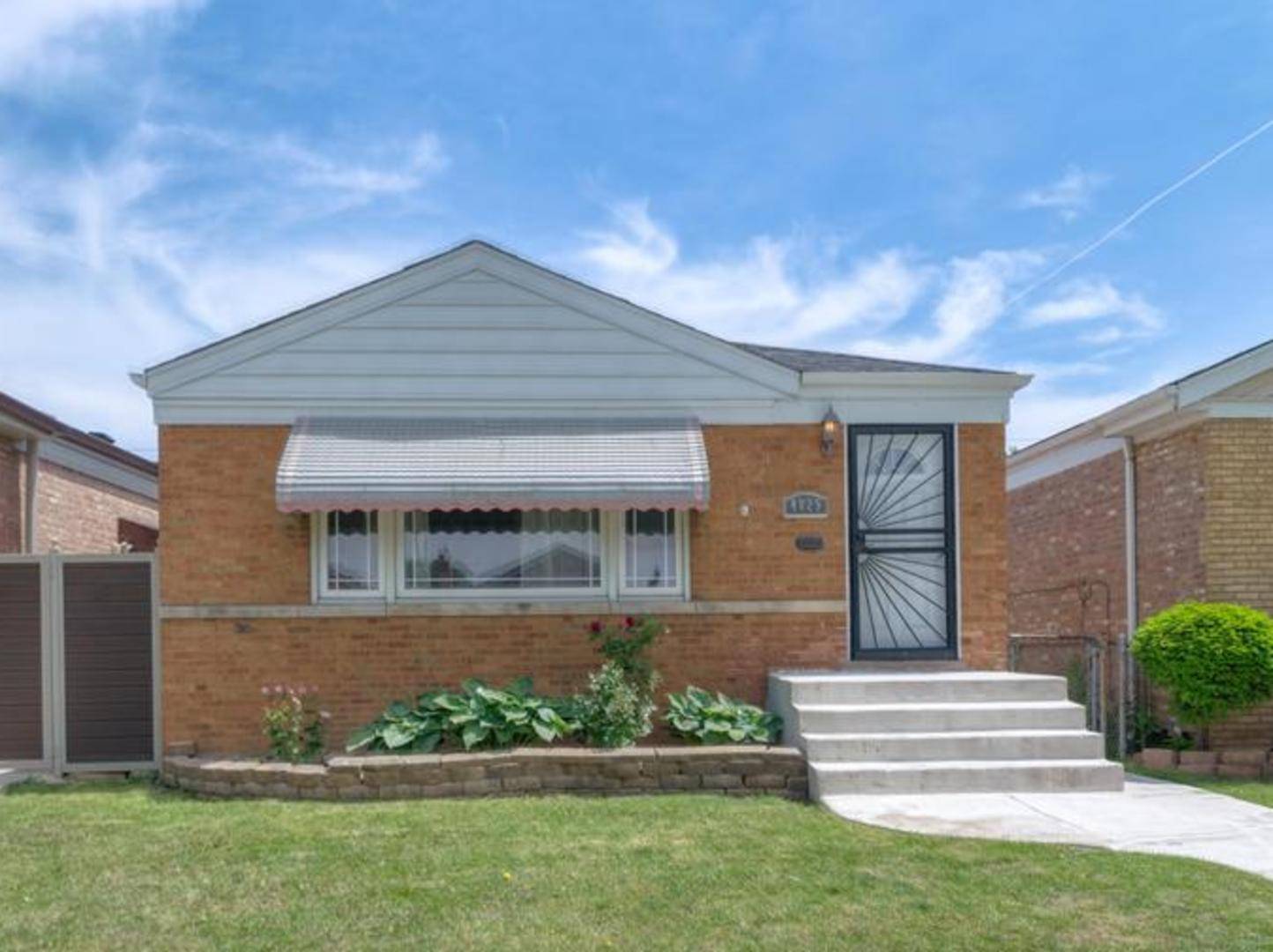 4825 S KEATING AVE, Chicago, IL 60632