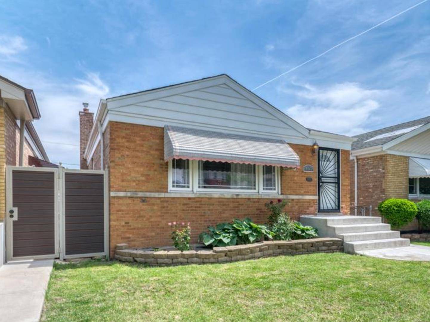 4825 S KEATING AVE, Chicago, IL 60632