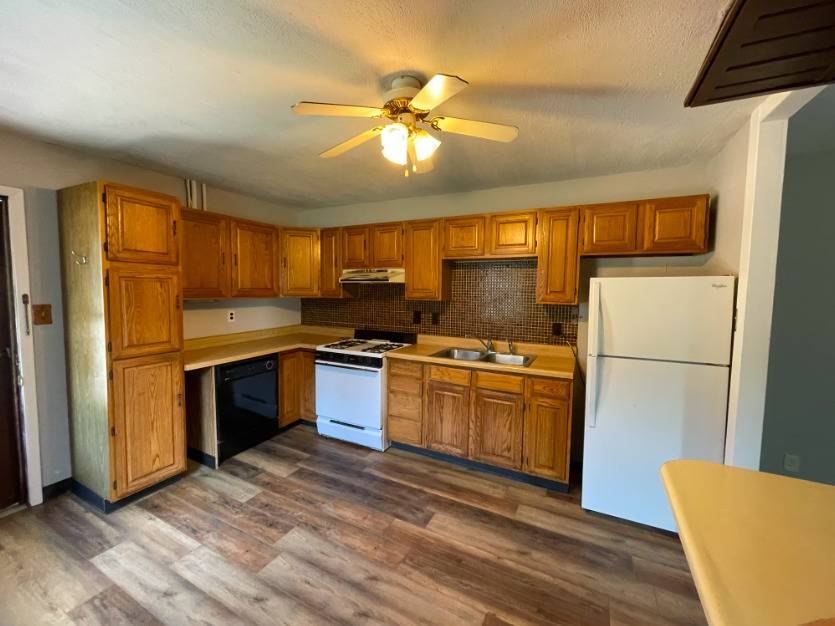 1902 W KIRBY AVE, Champaign, IL 61821