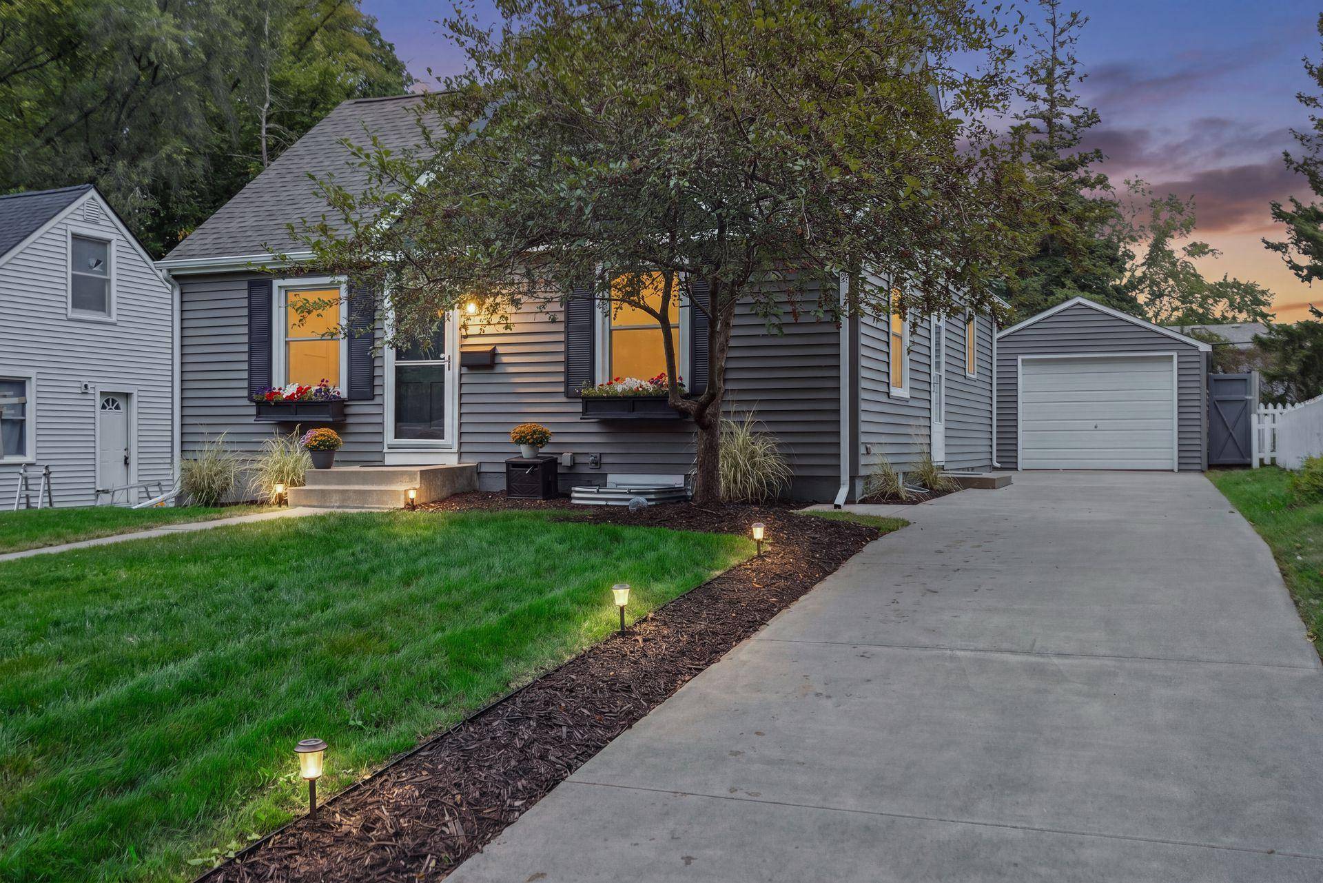 2745 Blackstone AVE, Saint Louis Park, MN 55416