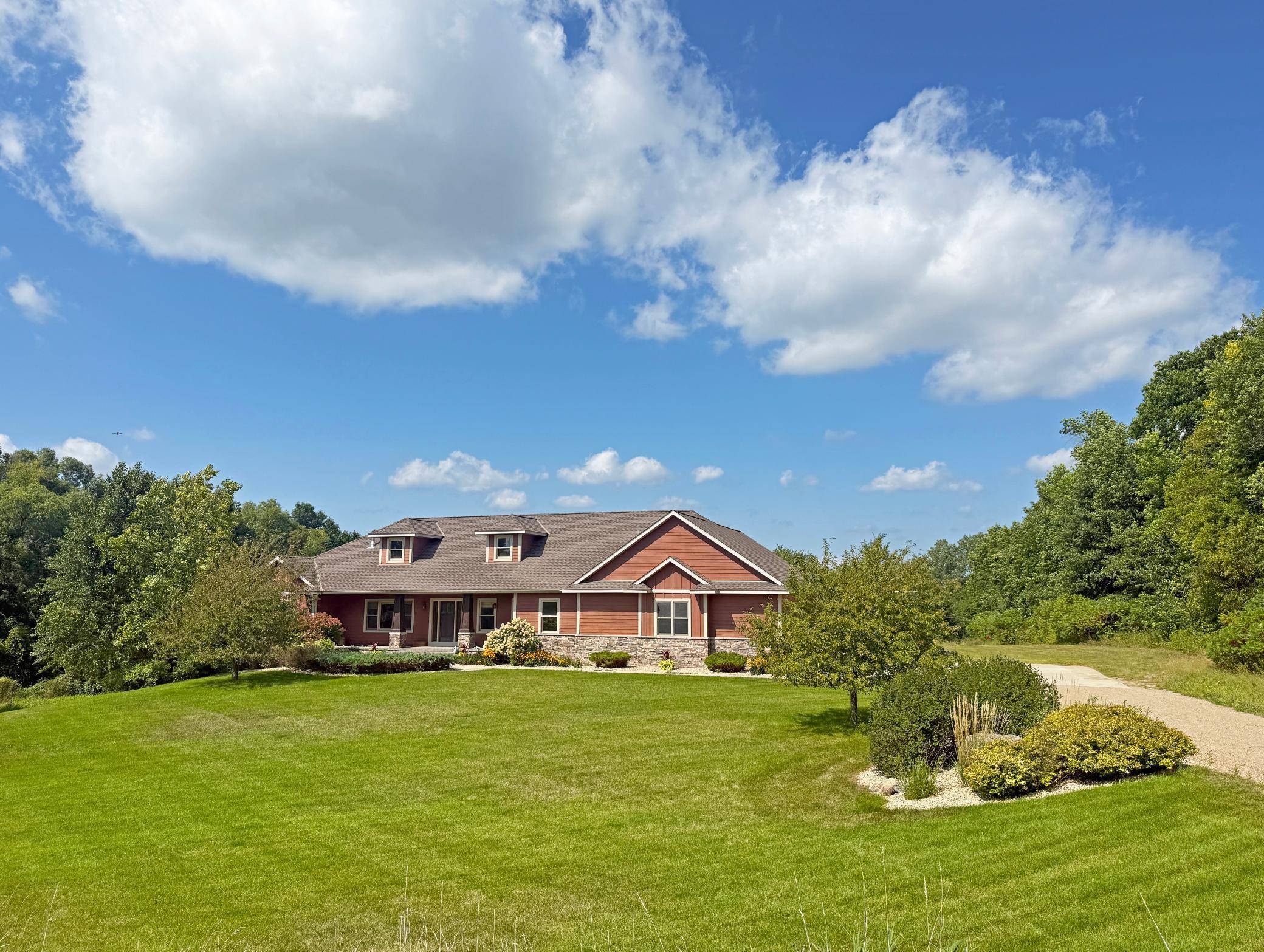 10776 43rd ST NW, Annandale, MN 55302