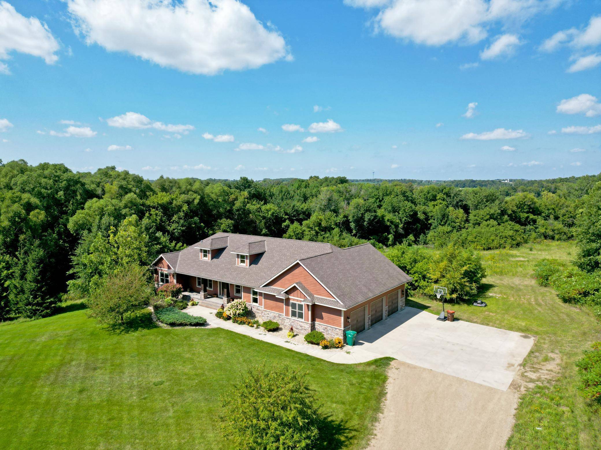 10776 43rd ST NW, Annandale, MN 55302
