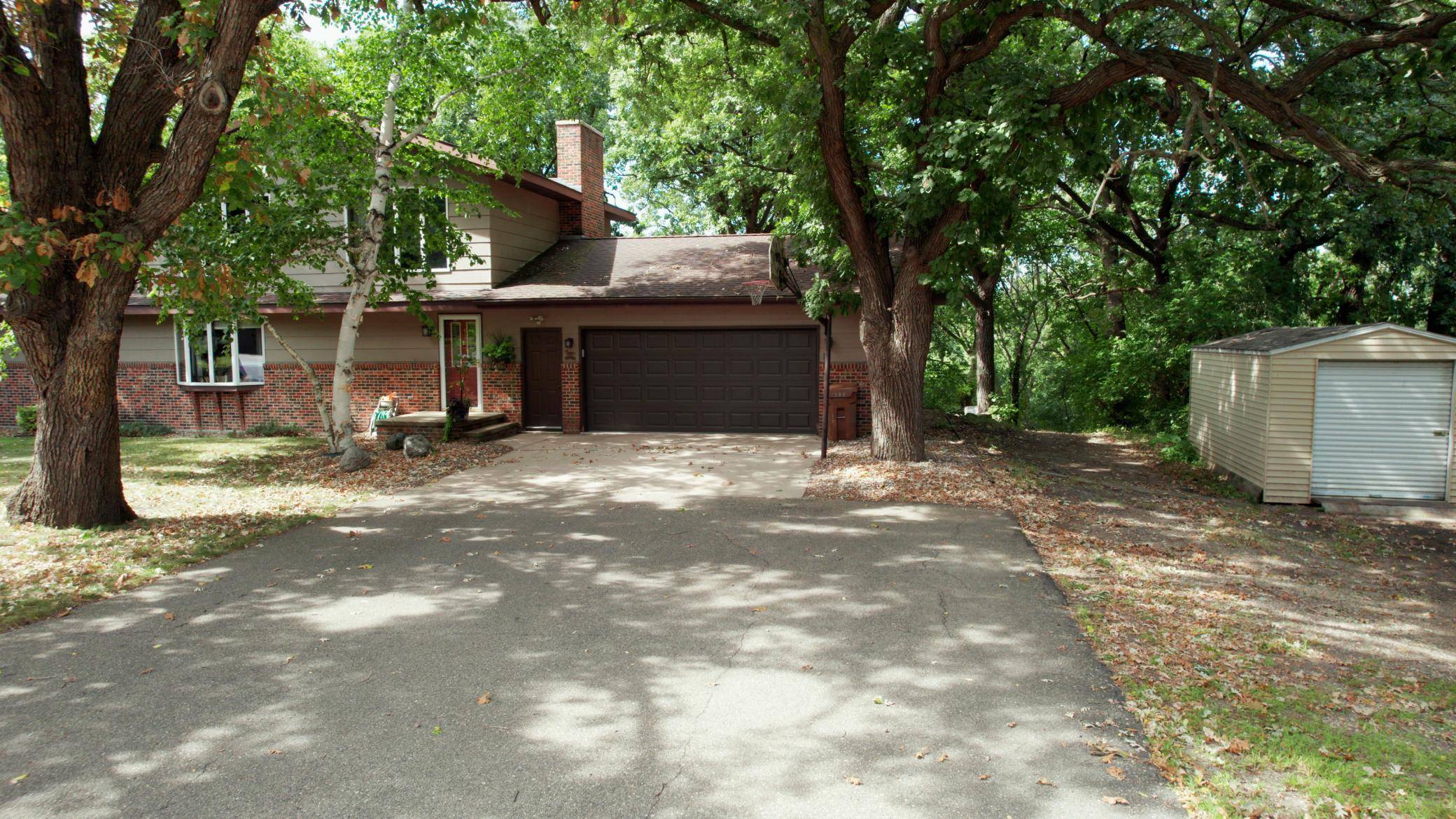 1201 Oak DR, Montevideo, MN 56265