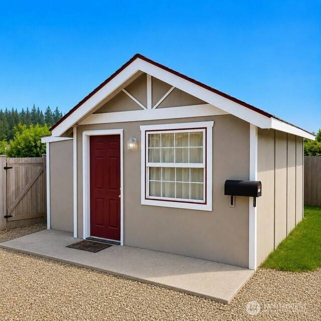 110 E Hazel AVE, Burlington, WA 98233