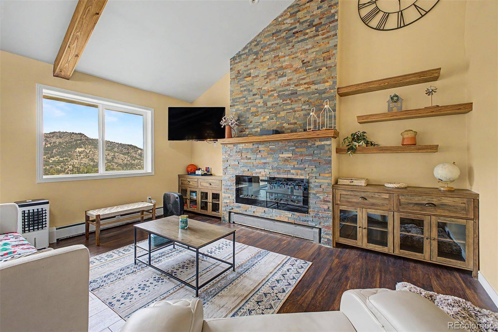 38 Navajo CT, Lyons, CO 80540