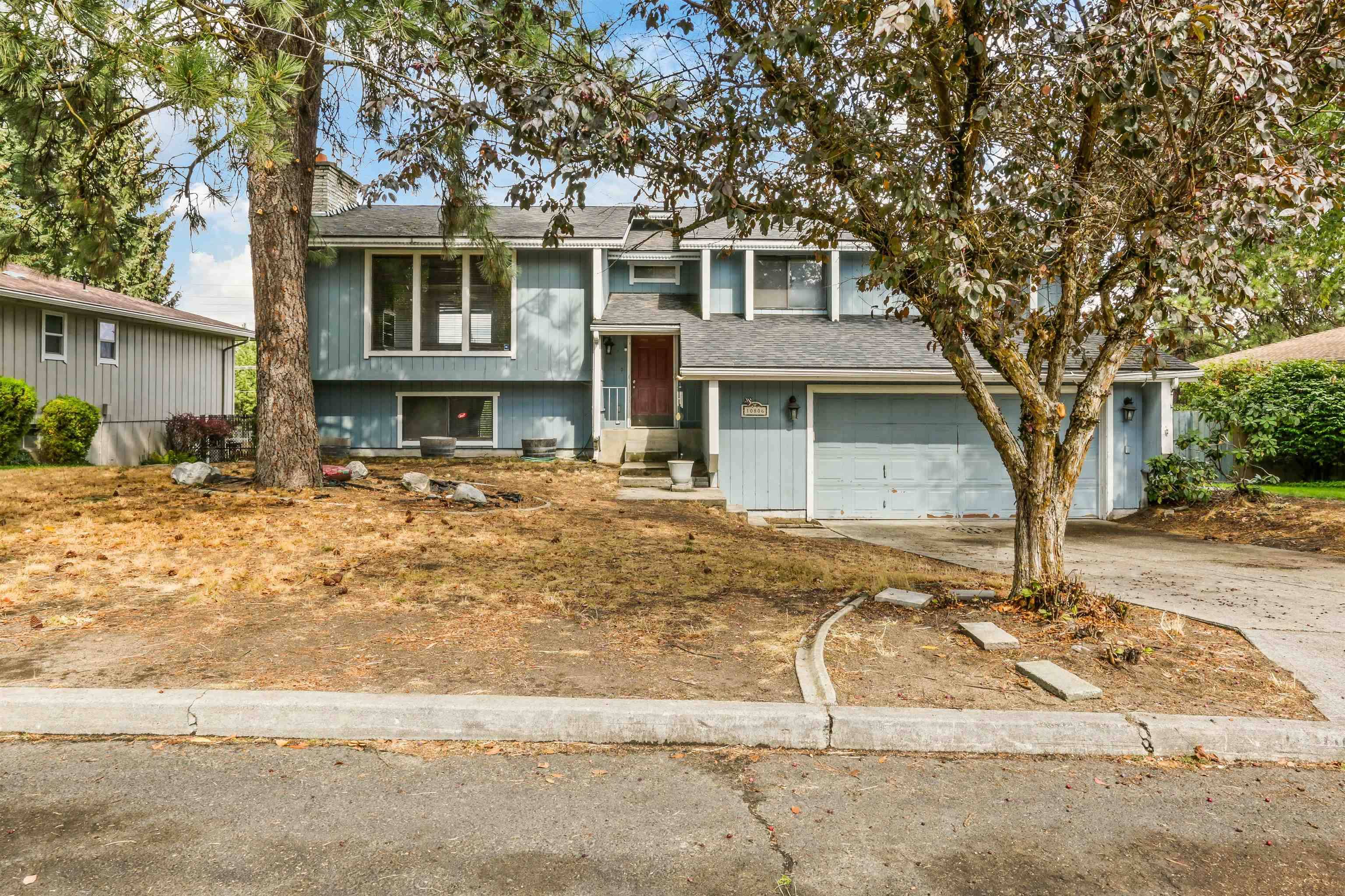 10806 N College Place Dr, Spokane, WA 99218