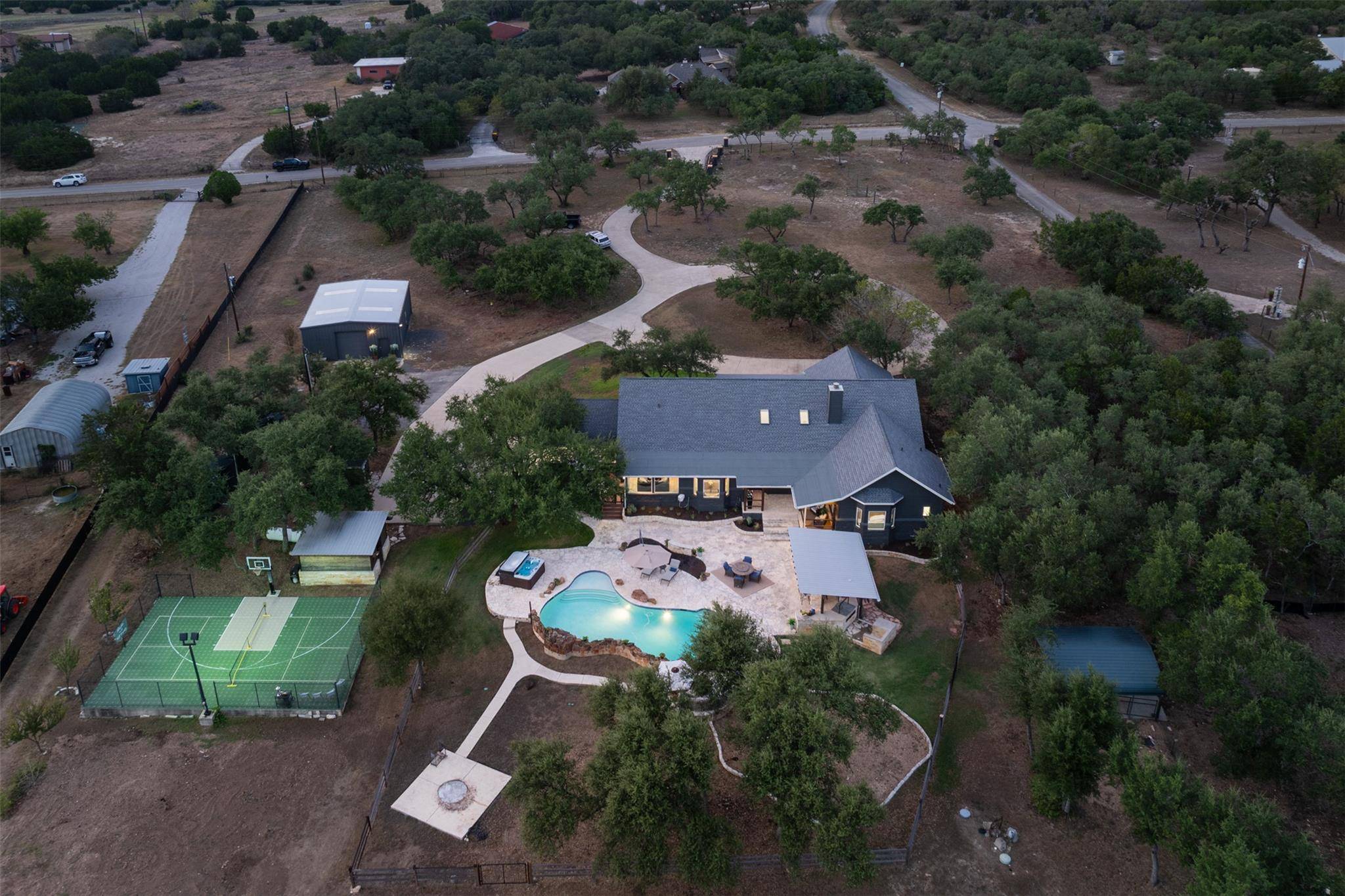 220 Fawn Meadow DR, Dripping Springs, TX 78620