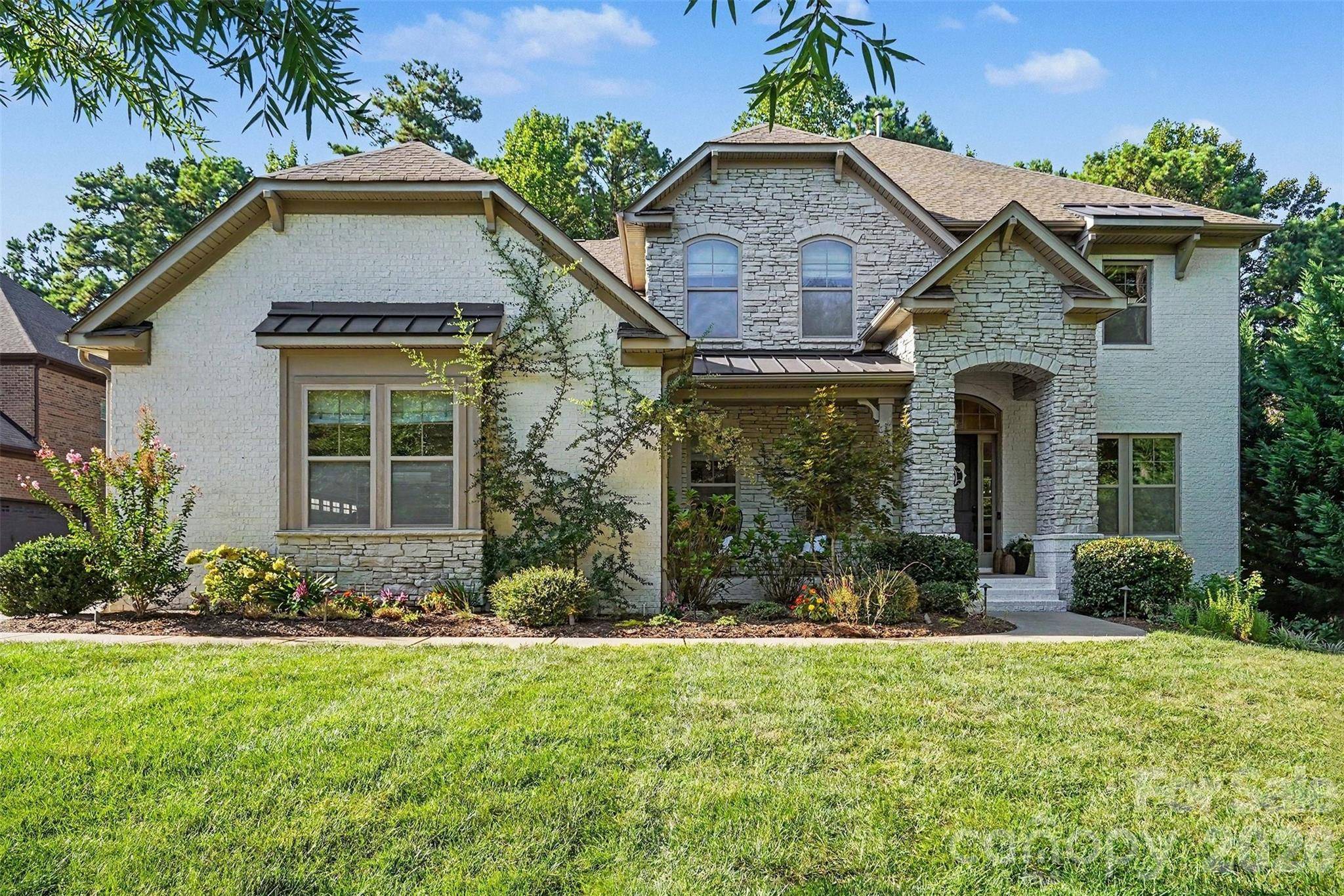 15304 Wyndham Oaks DR, Charlotte, NC 28277