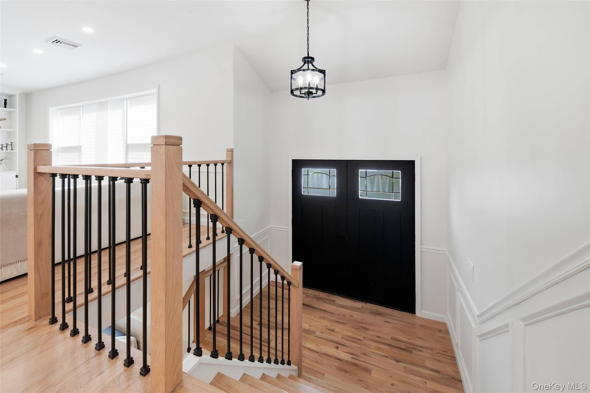16 Merritt, Massapequa, NY 11758