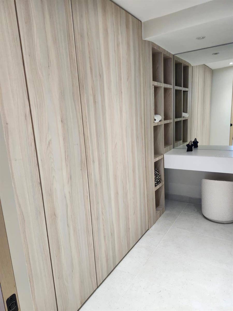 Condominio PLAYA DORADA #A-307, Carolina, PR 00979