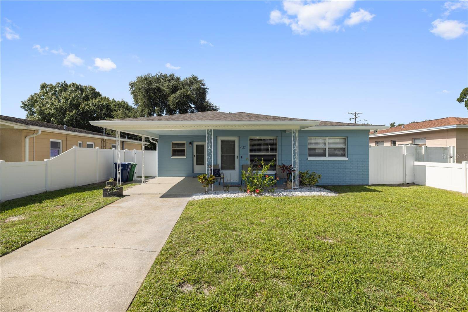 4122 W GRAY ST, Tampa, FL 33609