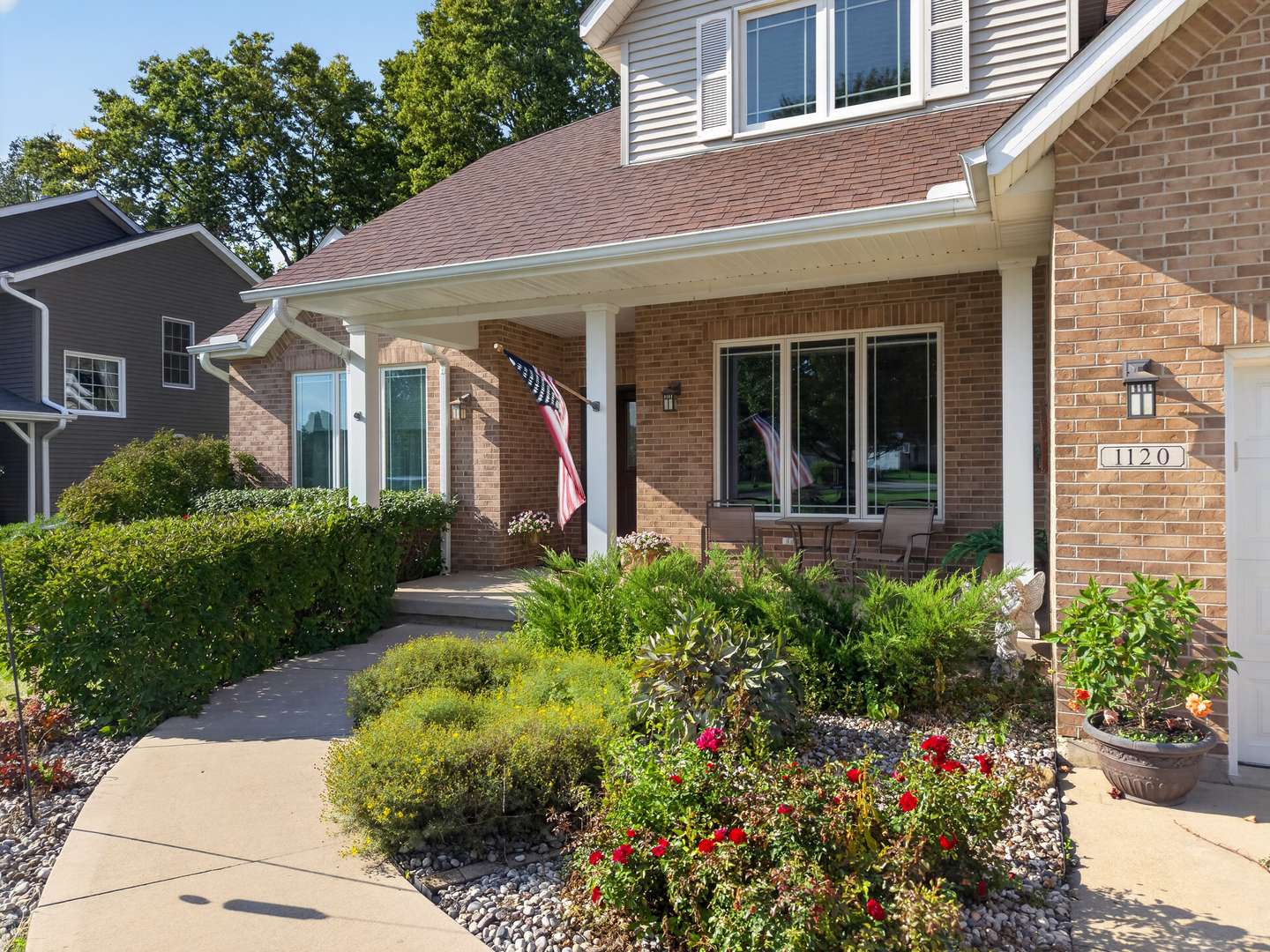 1120 Country Oak DR, Ottawa, IL 61350