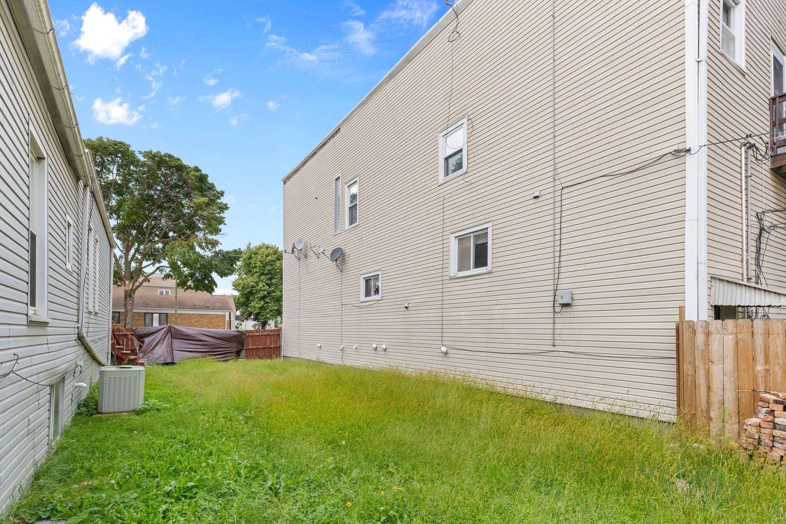 4603 S Wallace ST, Chicago, IL 60609