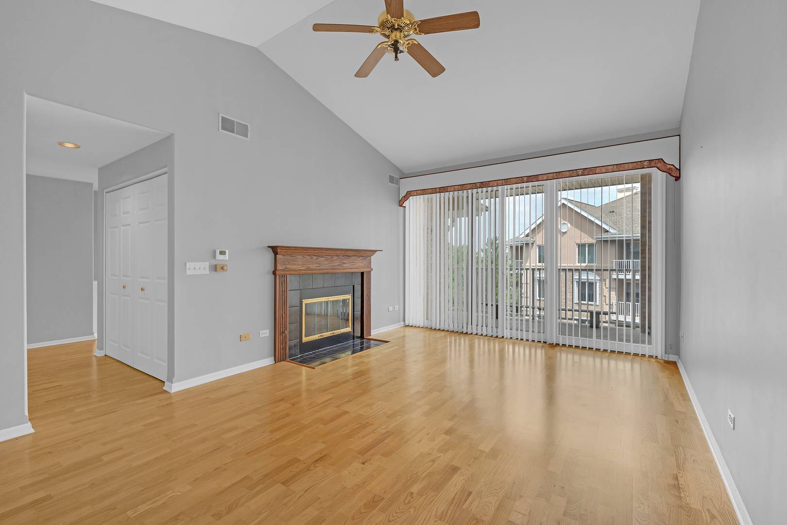 1731 Pavilion WAY #505, Park Ridge, IL 60068