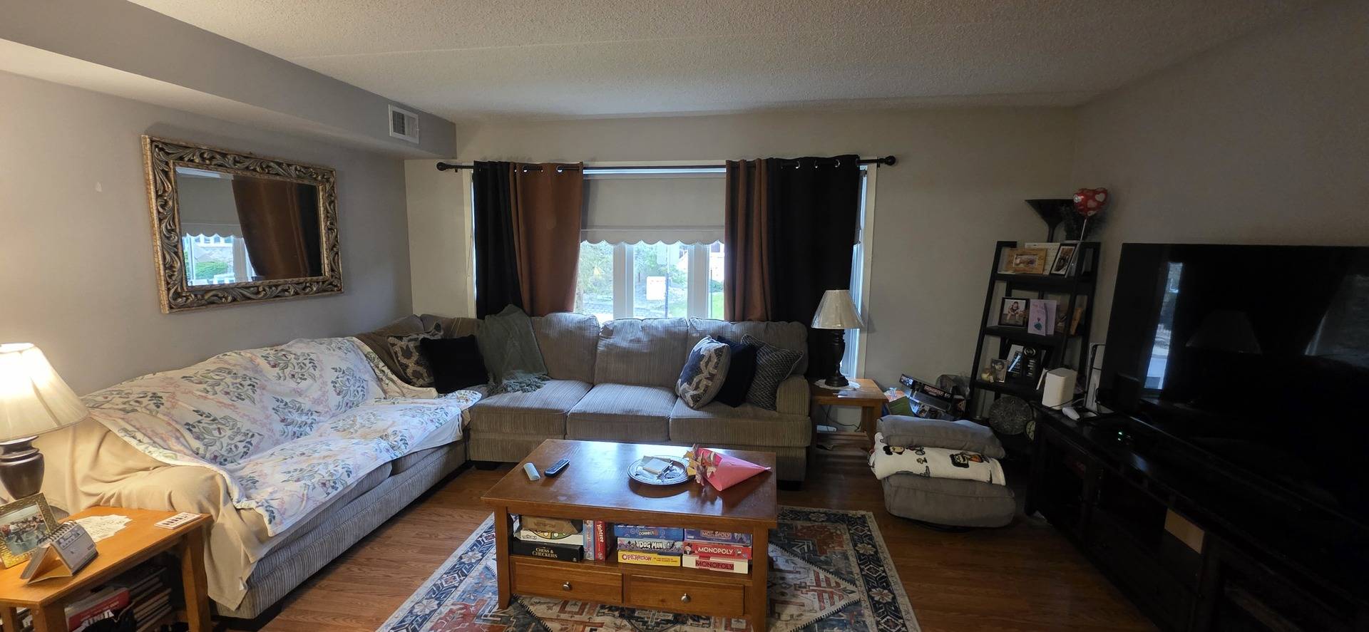 6240 S Newland AVE #1N, Chicago, IL 60638
