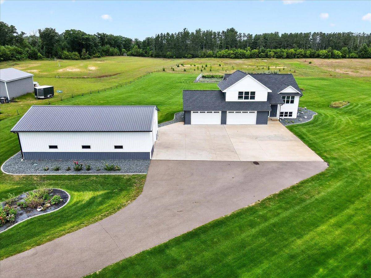 7700 Lent TRL, Stacy, MN 55079