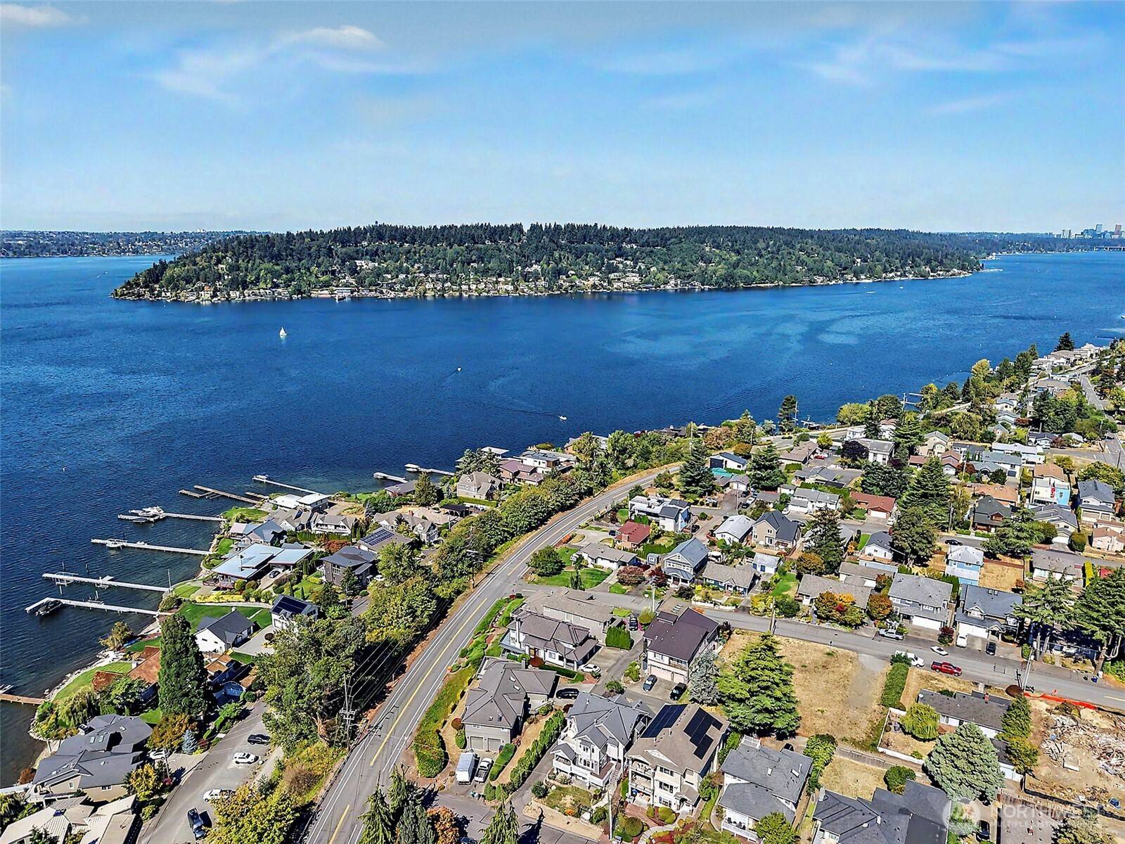 805 N 31st ST, Renton, WA 98056