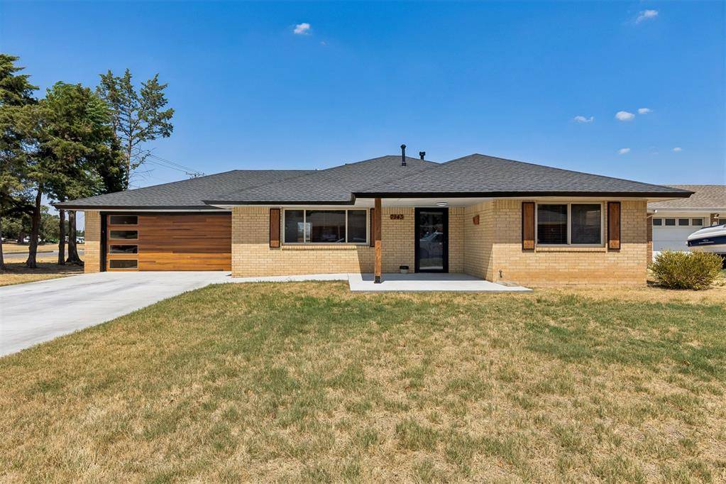 7943 NW 28th TER, Bethany, OK 73008