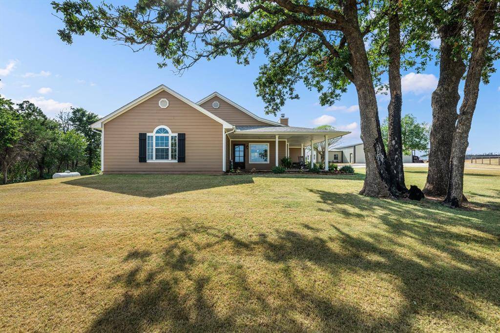 7450 E Triplett RD, Guthrie, OK 73044