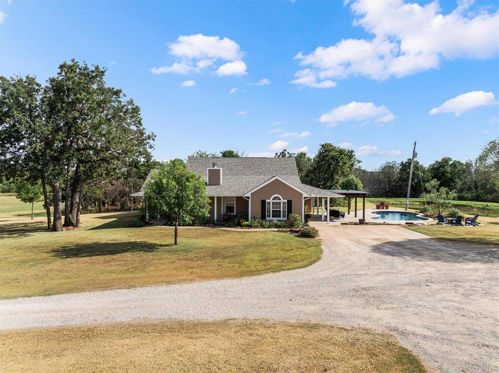 7450 E Triplett RD, Guthrie, OK 73044