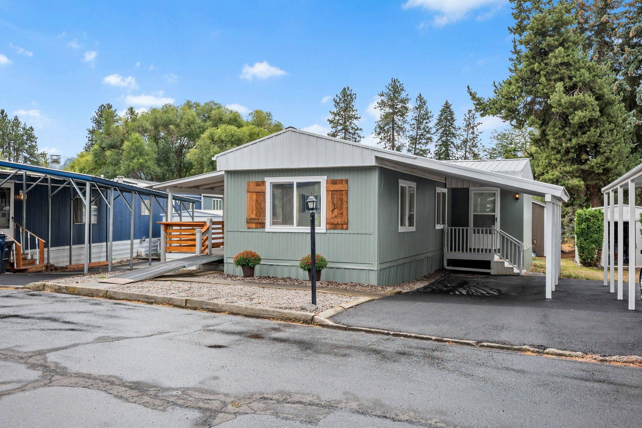 208 S Neyland Ave #22, Liberty Lake, WA 99019