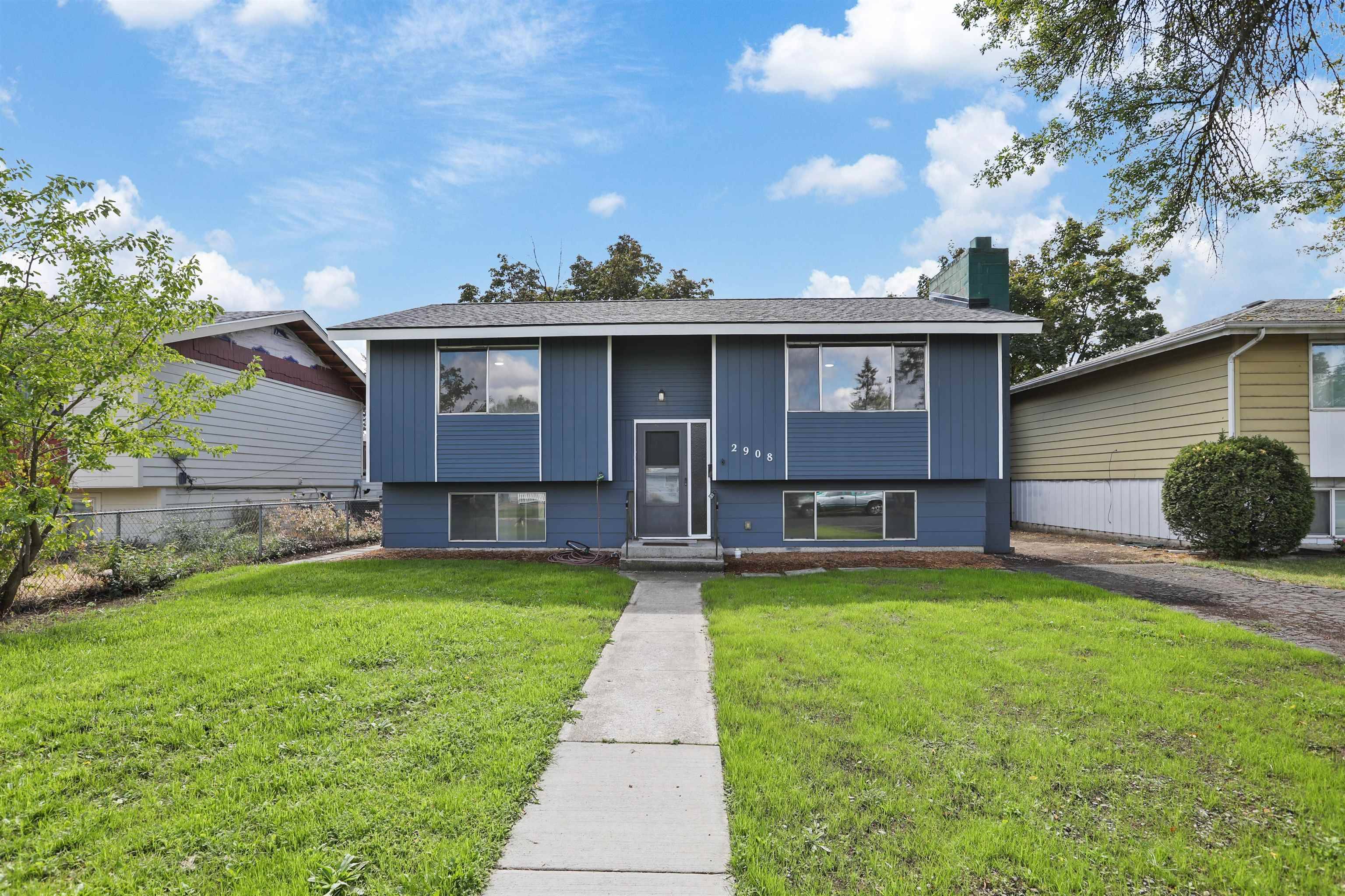 2908 E Cleveland Ave, Spokane, WA 99207