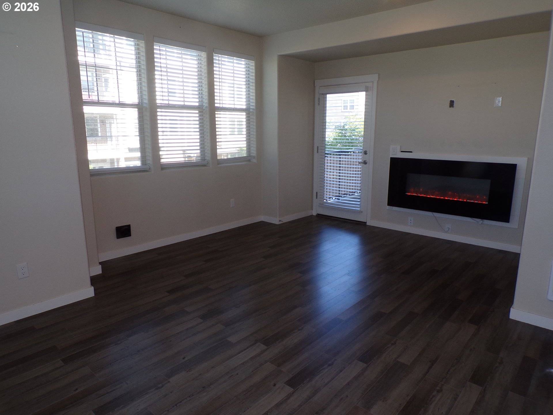 17193 SW APPLEDALE RD #202, Beaverton, OR 97007