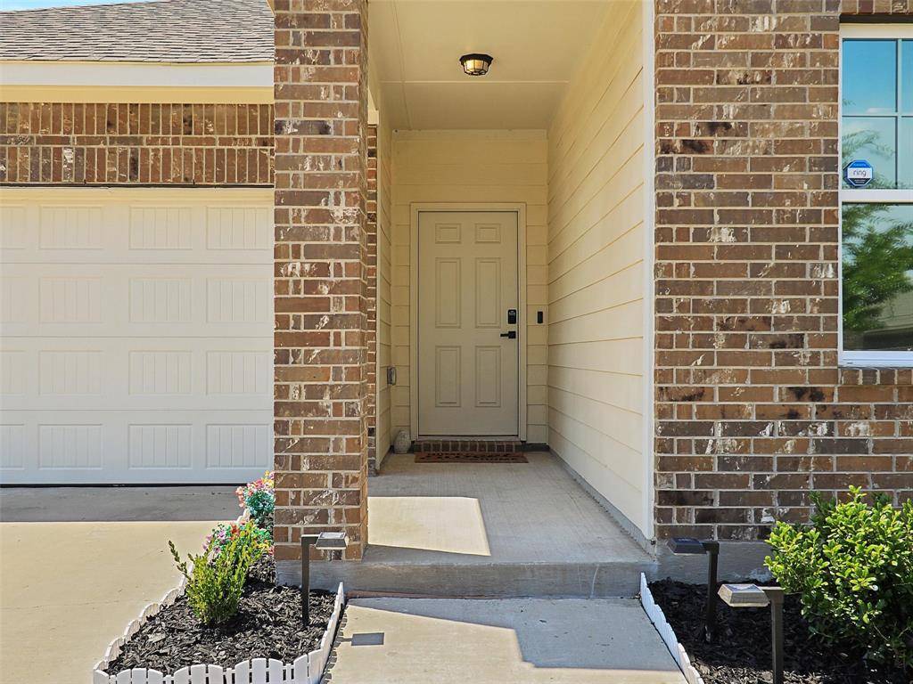 775 Camden Drive, Lavon, TX 75166