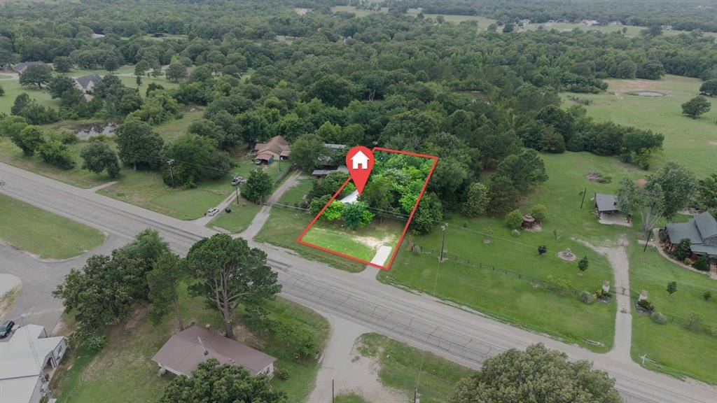 1821 N State Highway 19, Emory, TX 75440