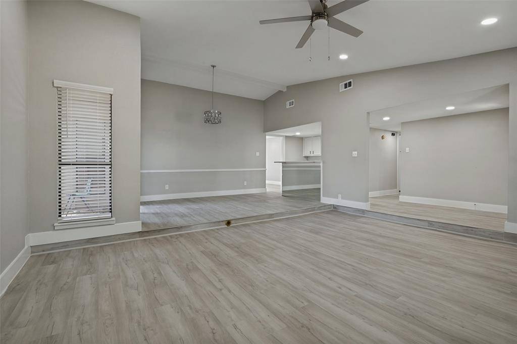 7334 Oakmore Drive, Dallas, TX 75249