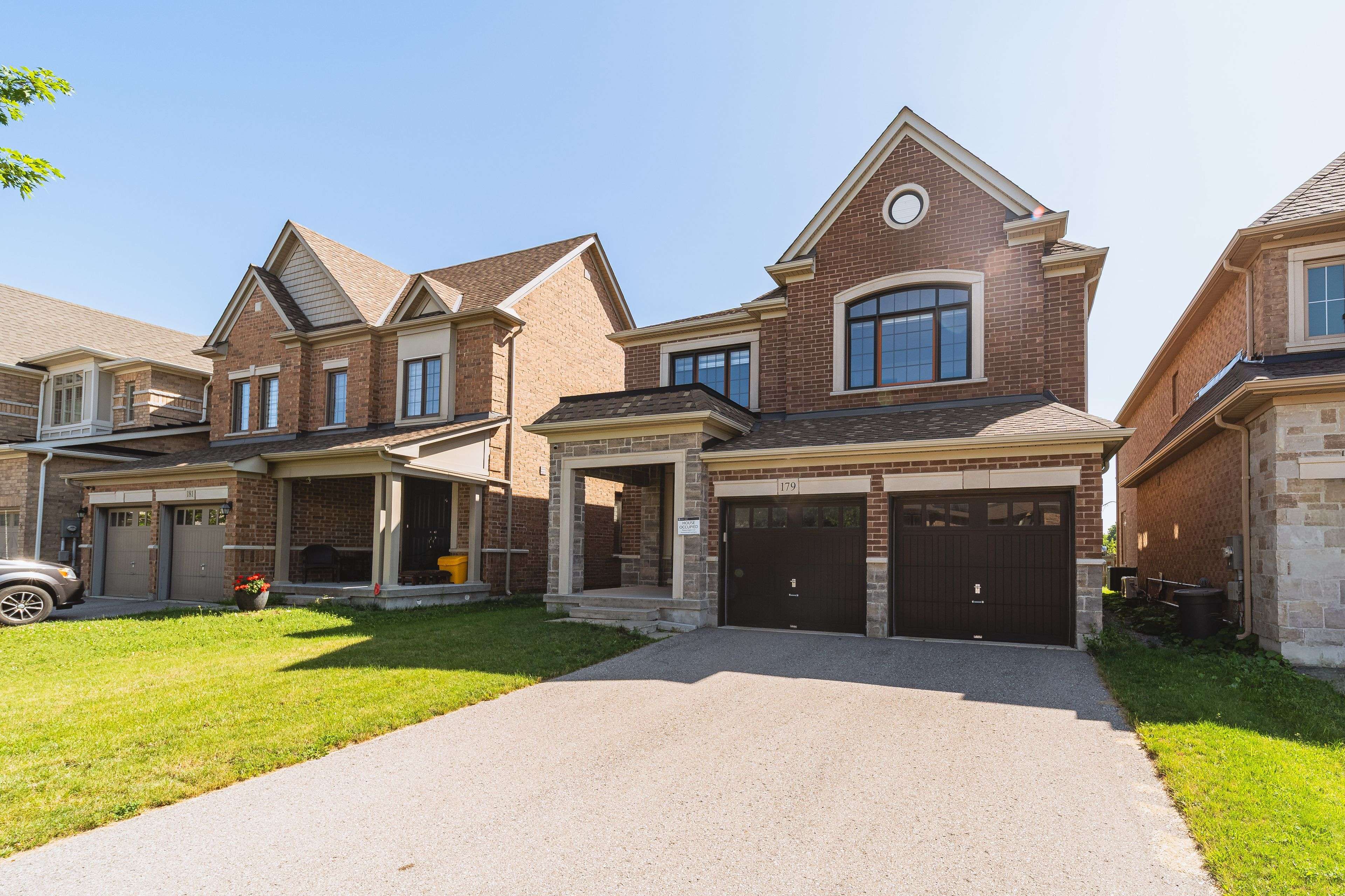 179 Sharon Creek DR, East Gwillimbury, ON L9N 0L6